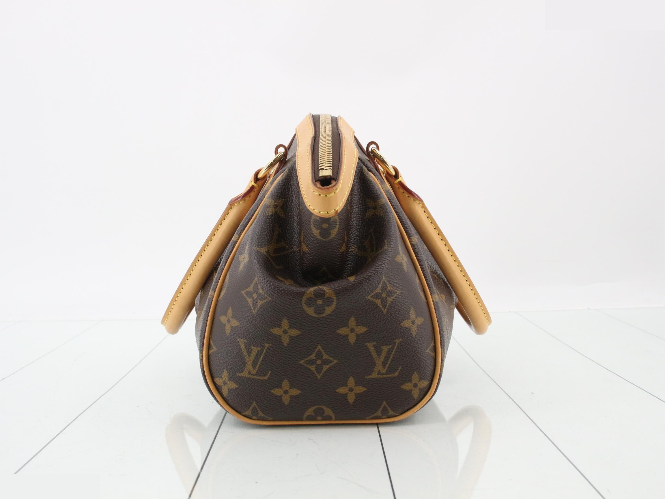 LV Tivoli PM M40143/VI3079 — view 3