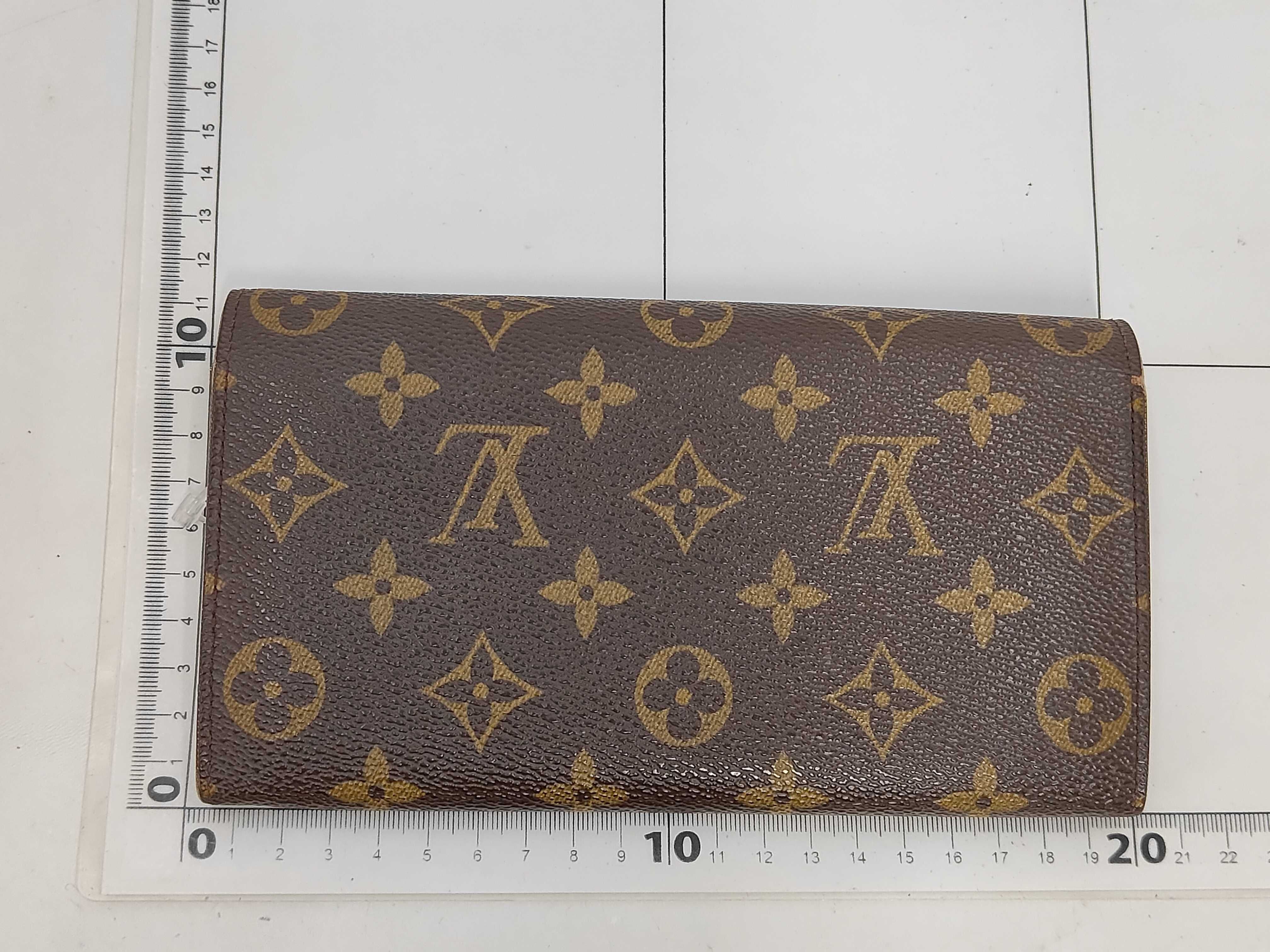 Monogram Portefeuille Sarah Wallet — view 2