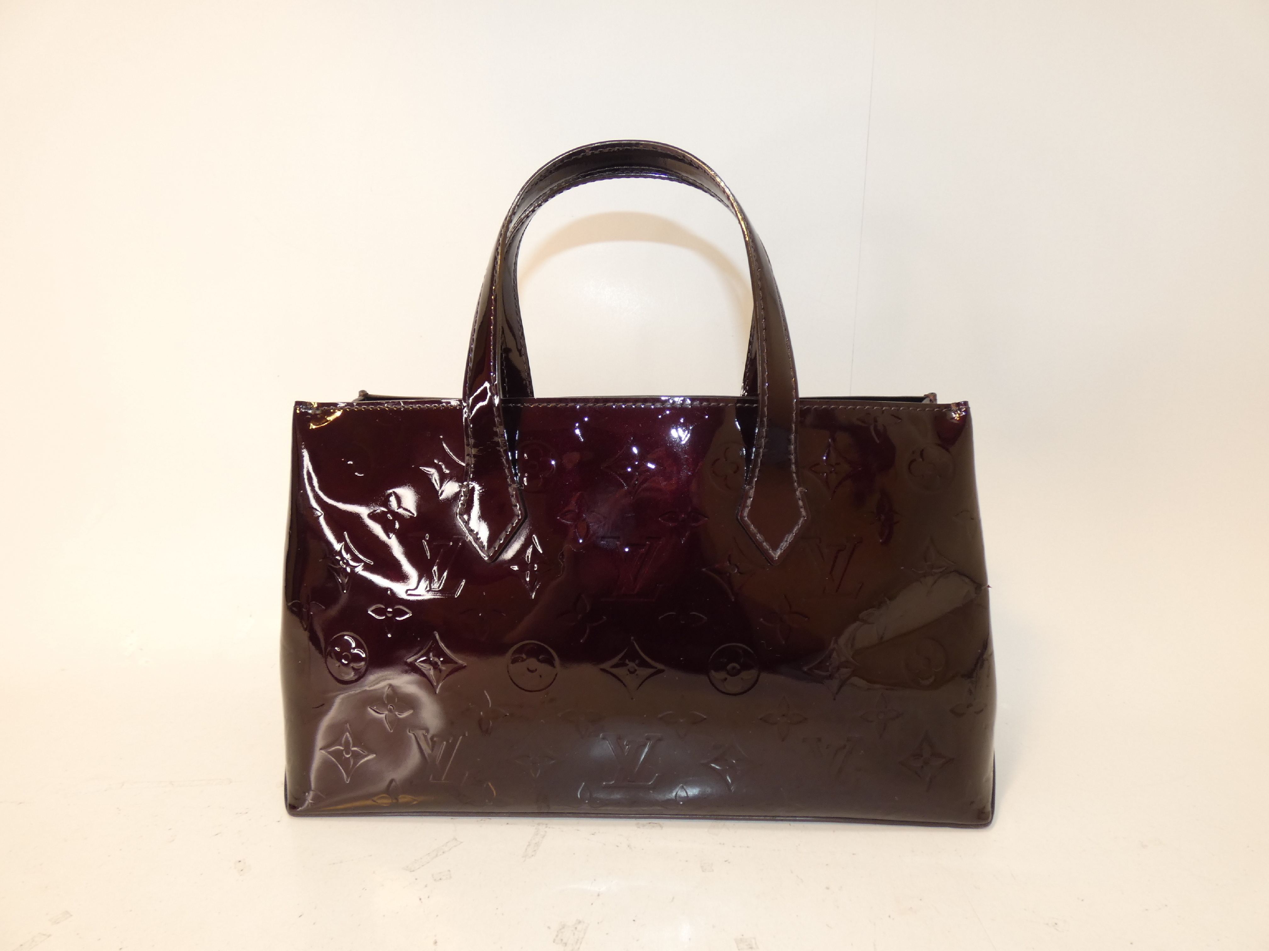 Wilshire Amarante Hand Tote Bag — view 2
