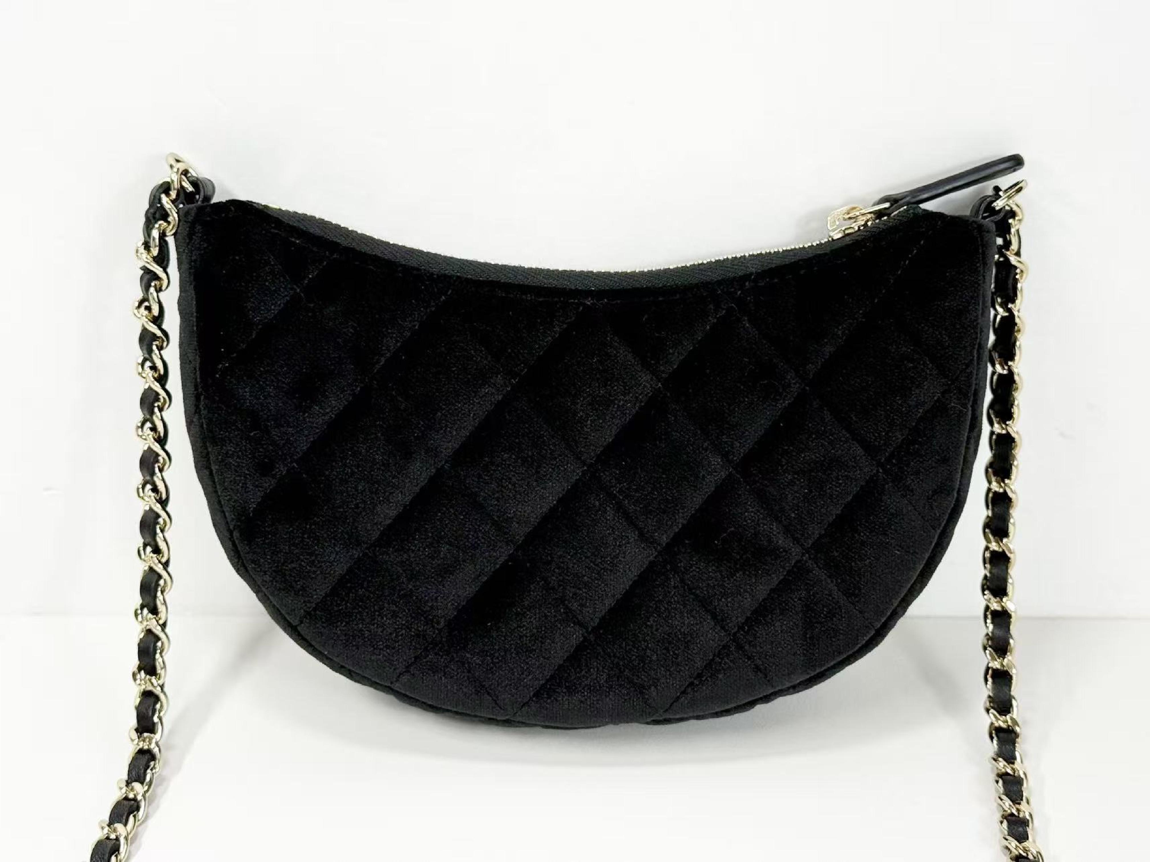 Stored Item, Black Matelassé Velour Hobo Bag, VIP G, W17/H11/D3cm (approx.), with dust bag and serial ID, Gold hardware, Shoulder strap, E5PT75AH. — view 2