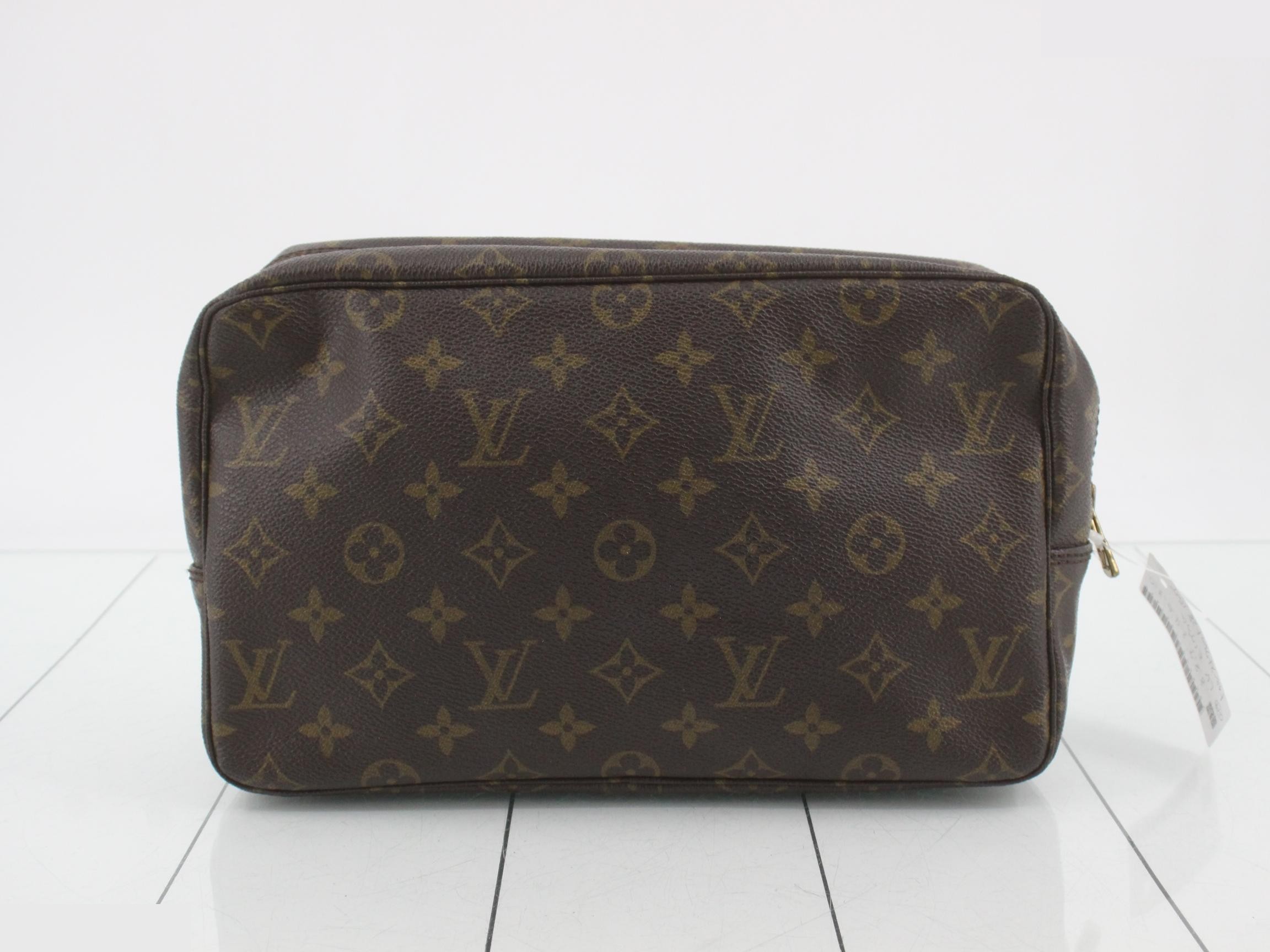 Truth Toilette 28 Bag — view 2