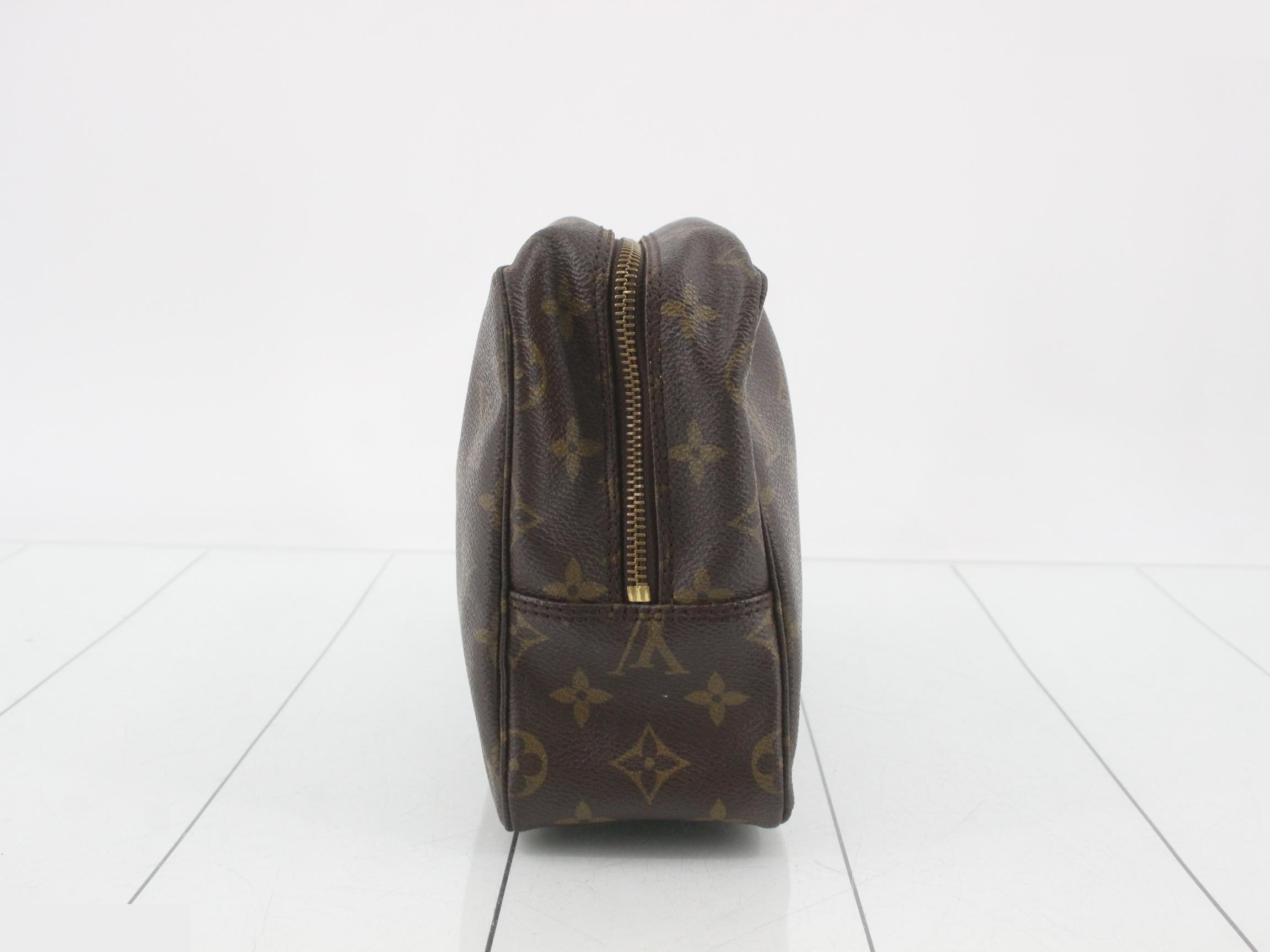 Truth Toilette 28 Bag — view 3