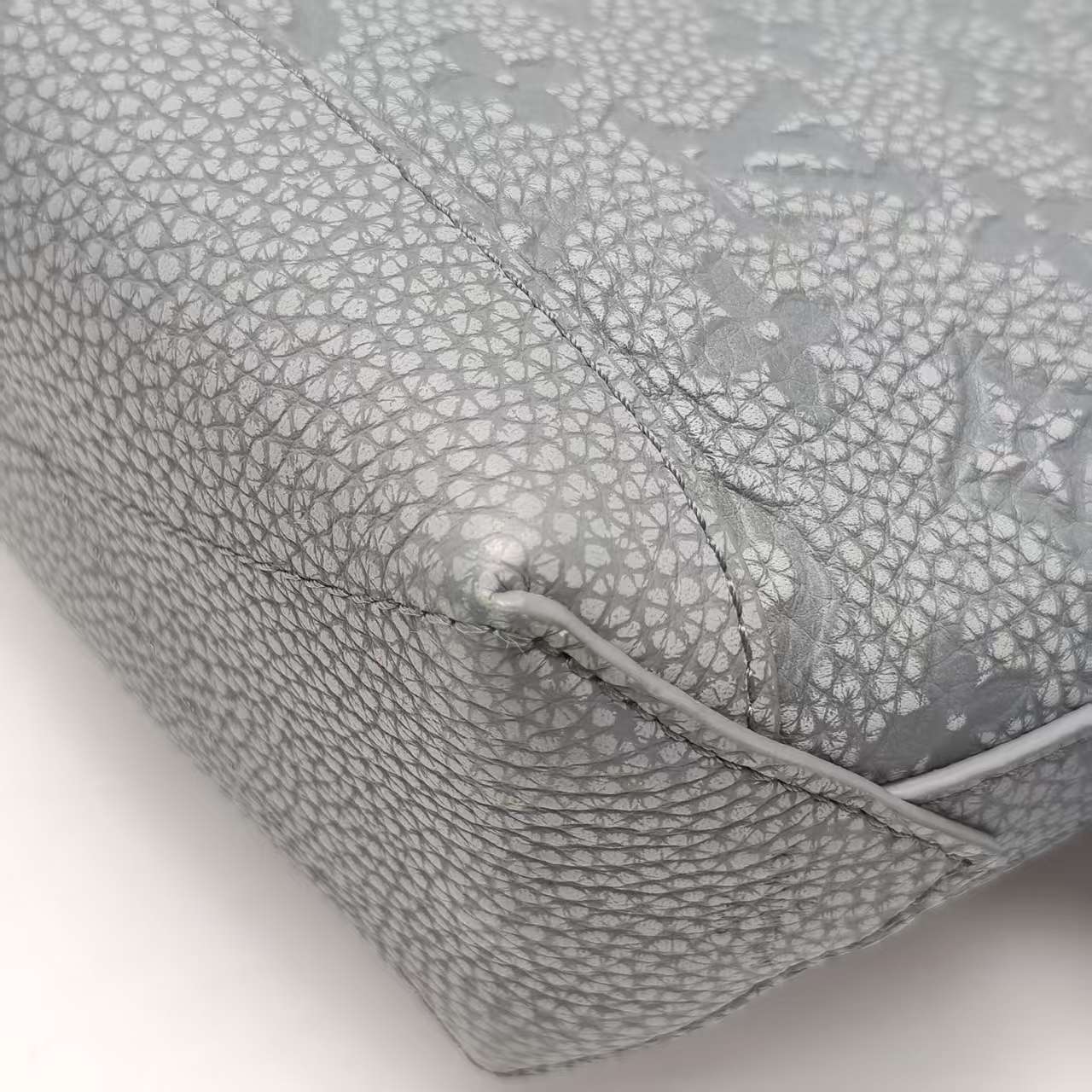 【*Shipped from: China*】LOUIS VUITTON Leather Shoulder Bag — view 6