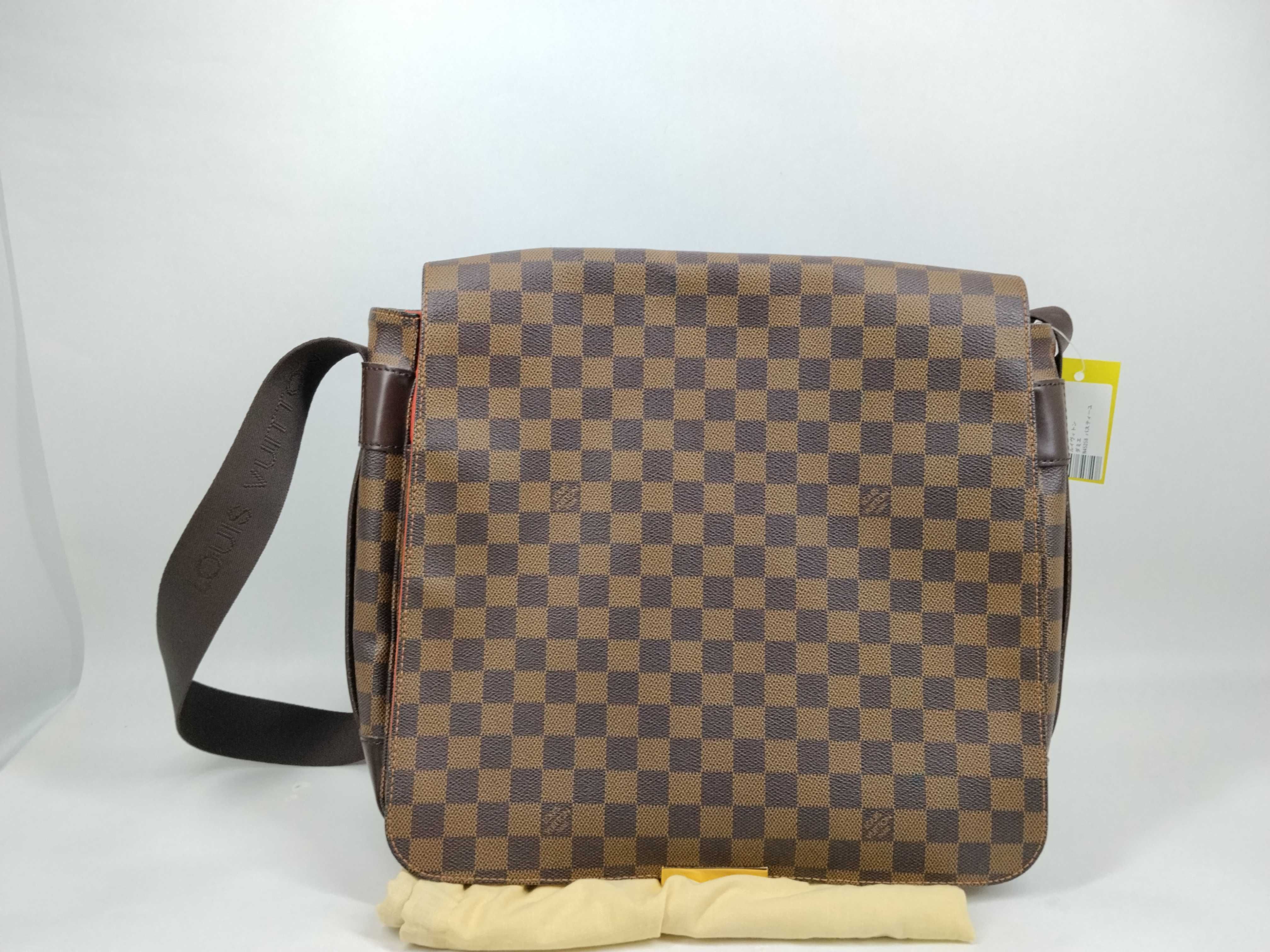 Damier N45258 Bastille Shoulder Bag