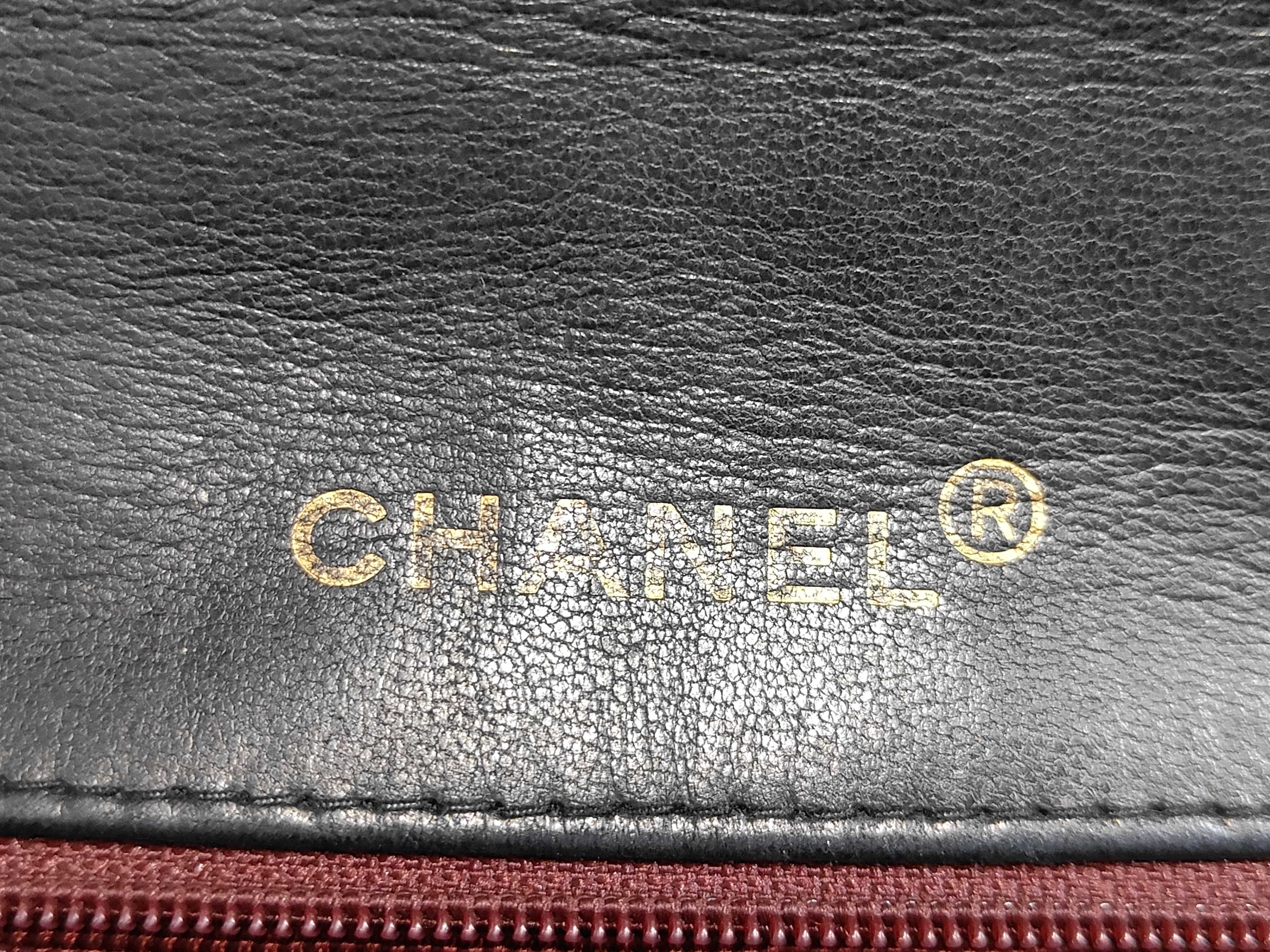 Matelassé 17 Lambskin Gold Hardware Chain Shoulder Bag, Series 1, Black — view 7