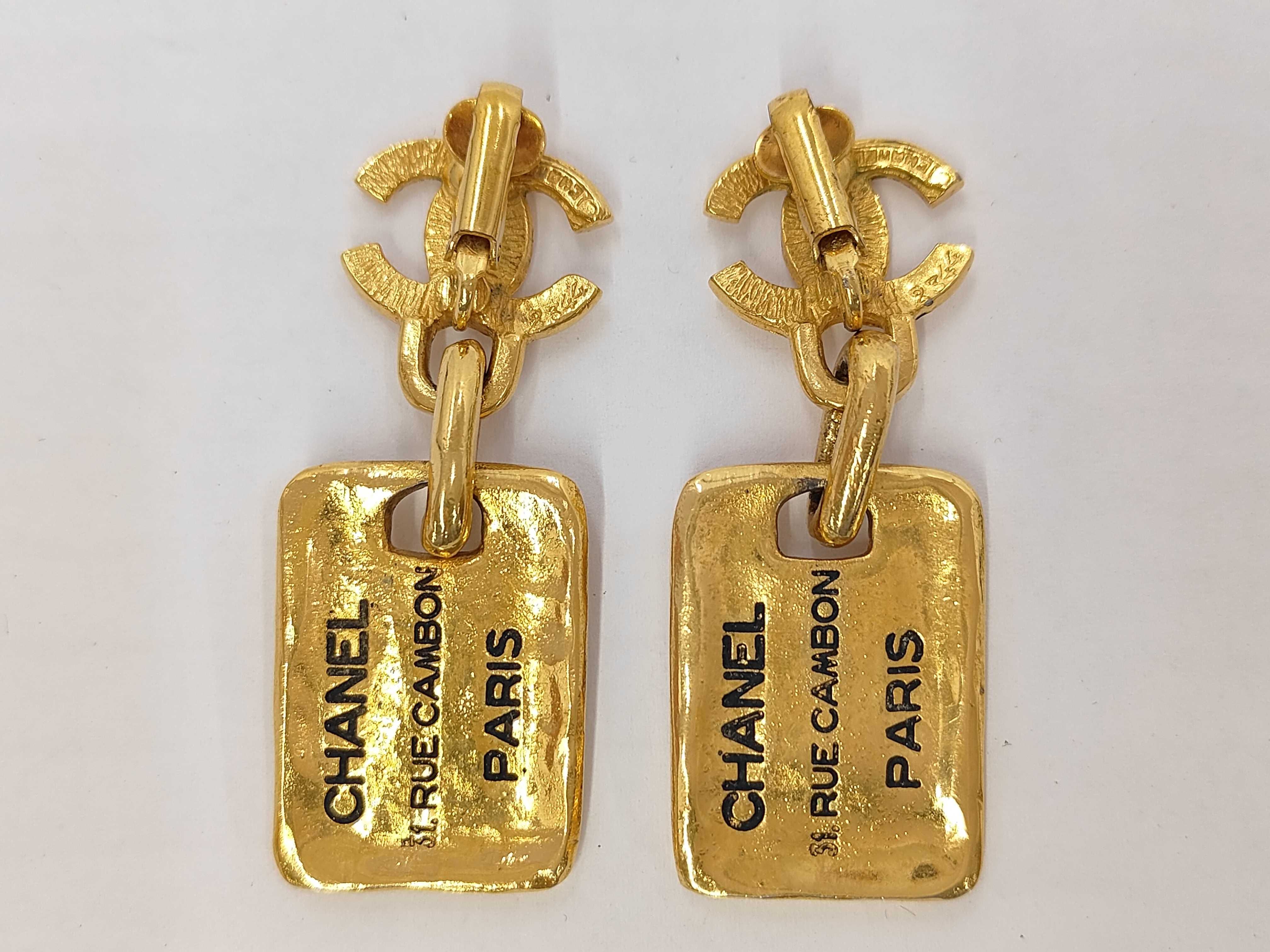 Cambon Plate Coco Mark Earrings GP Earrings — view 2