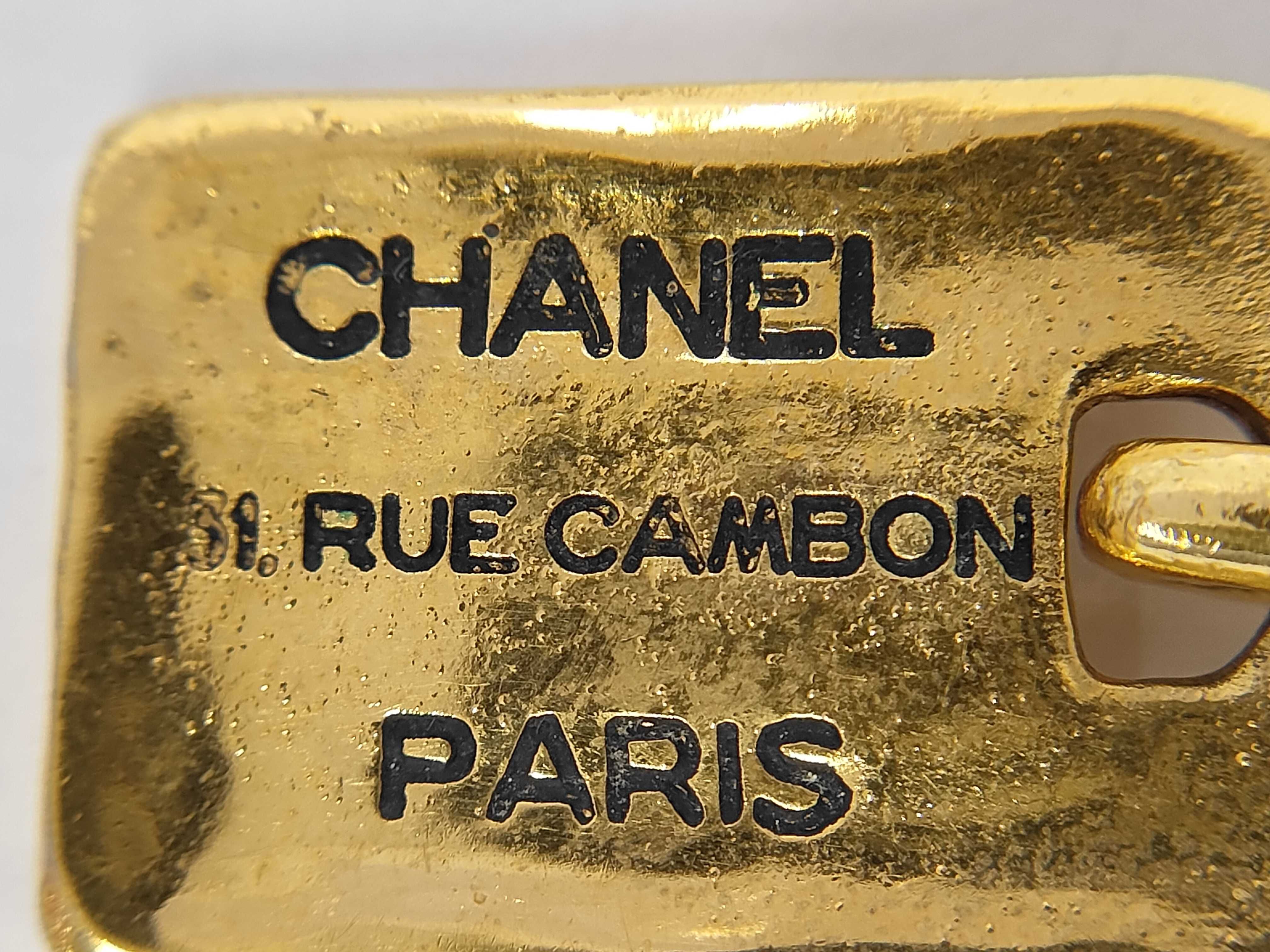 Cambon Plate Coco Mark Earrings GP Earrings — view 7