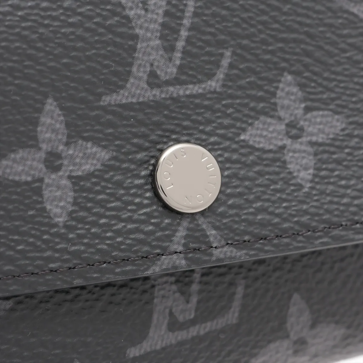 Monogram Eclipse Victor Wallet M12598 Black Compact Wallet RFID Reactive — view 9