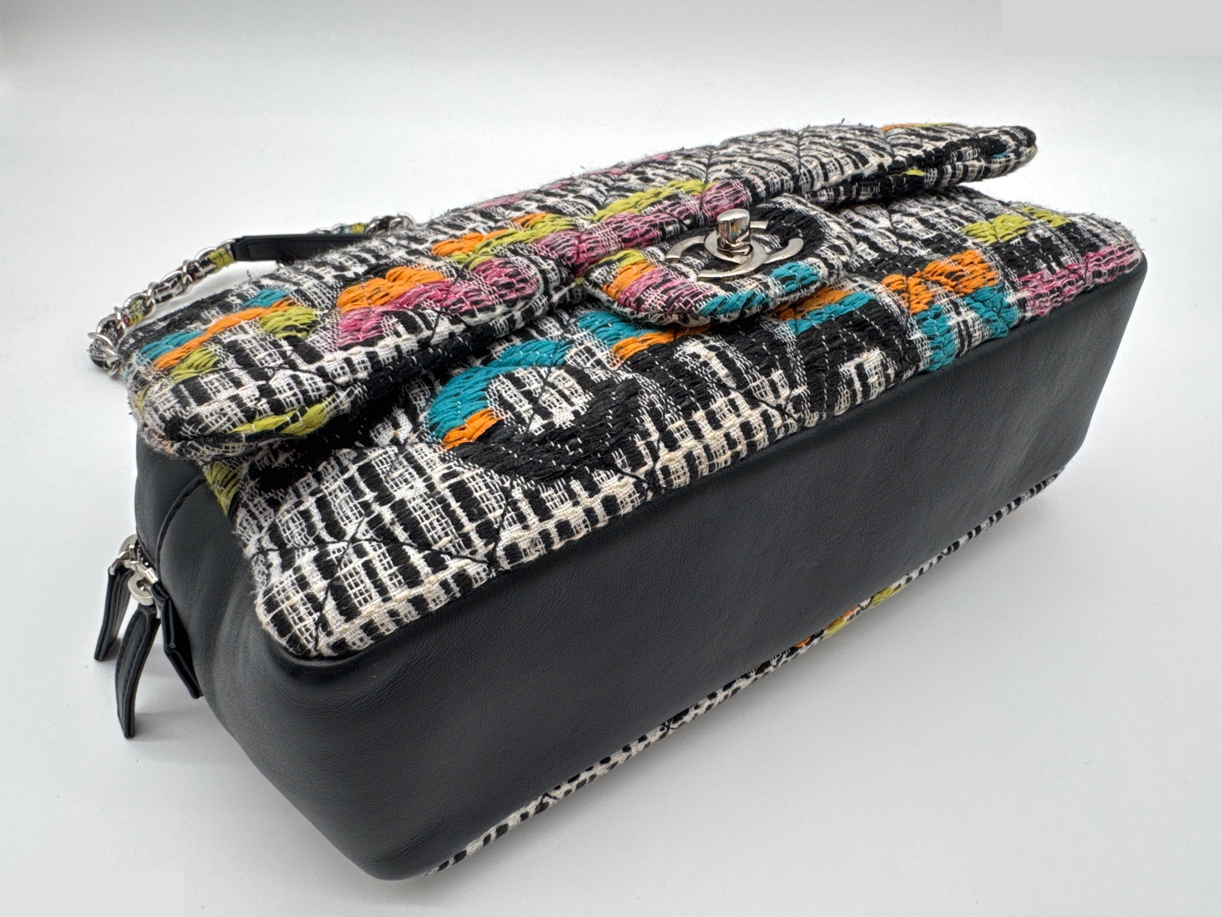 Matelassé Tweed Shoulder Bag — view 4