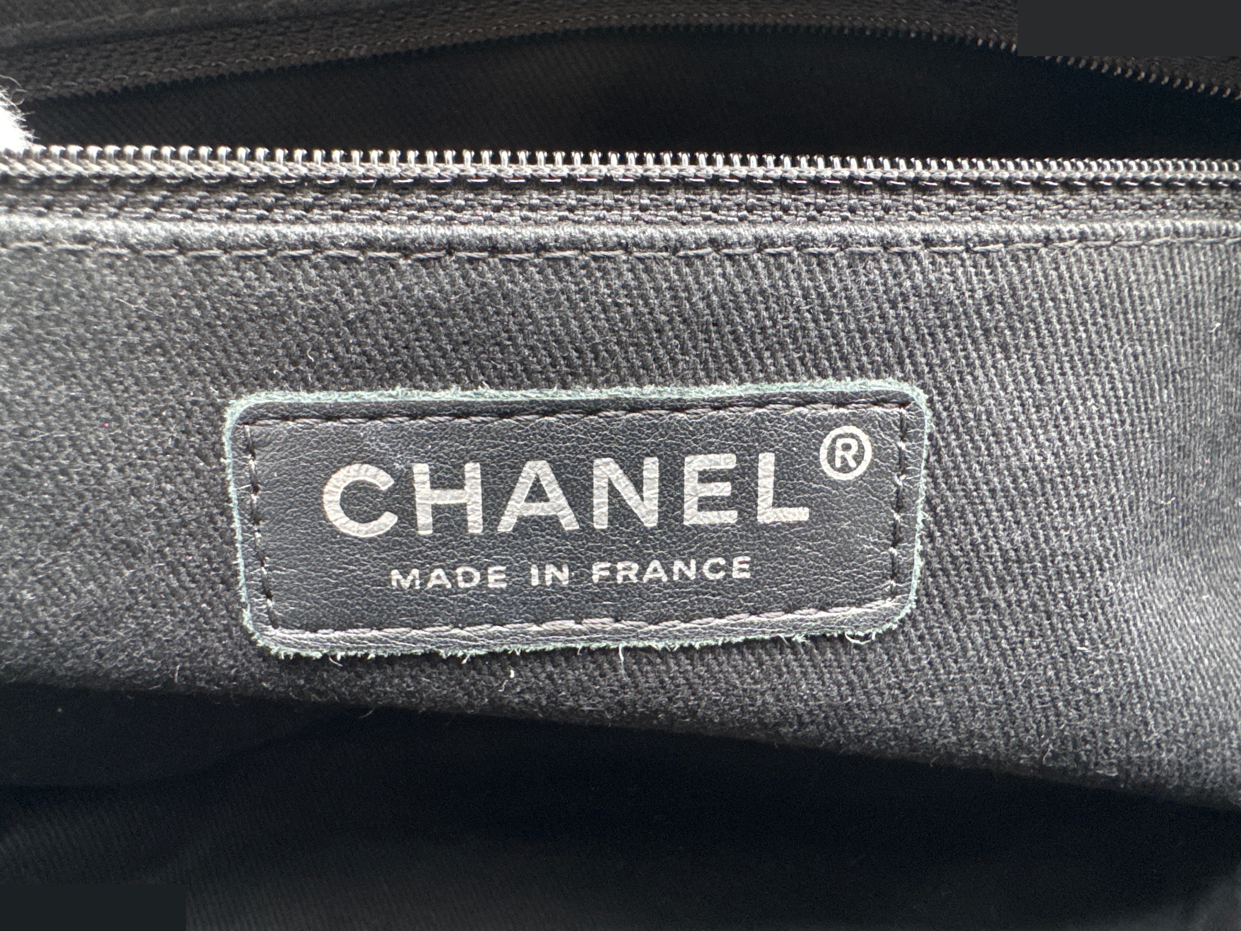 Matelassé Tweed Shoulder Bag — view 9