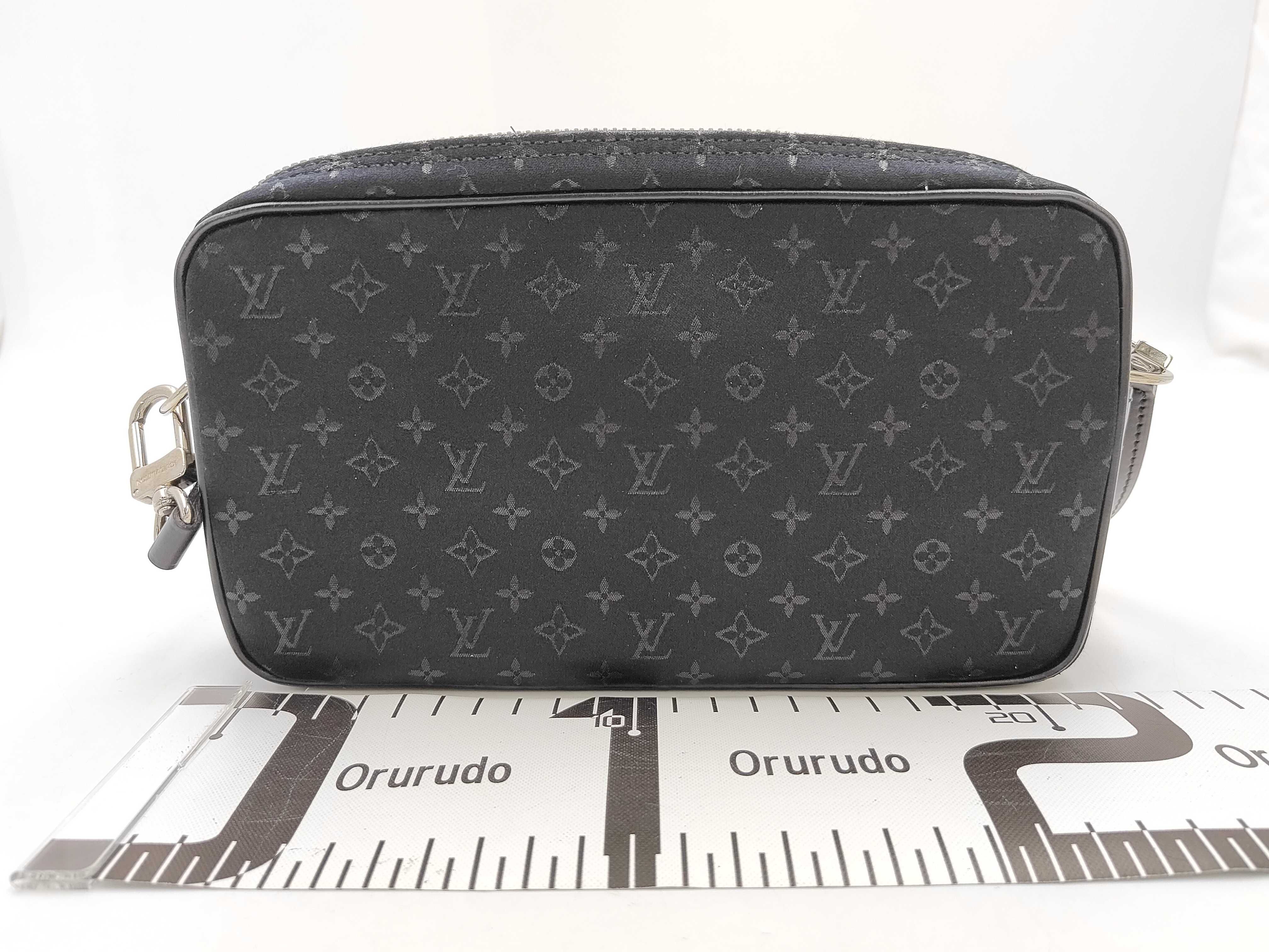 LV Monogram Pochette Conte de Fée M92275 TH0042 Shoulder Bag — view 2