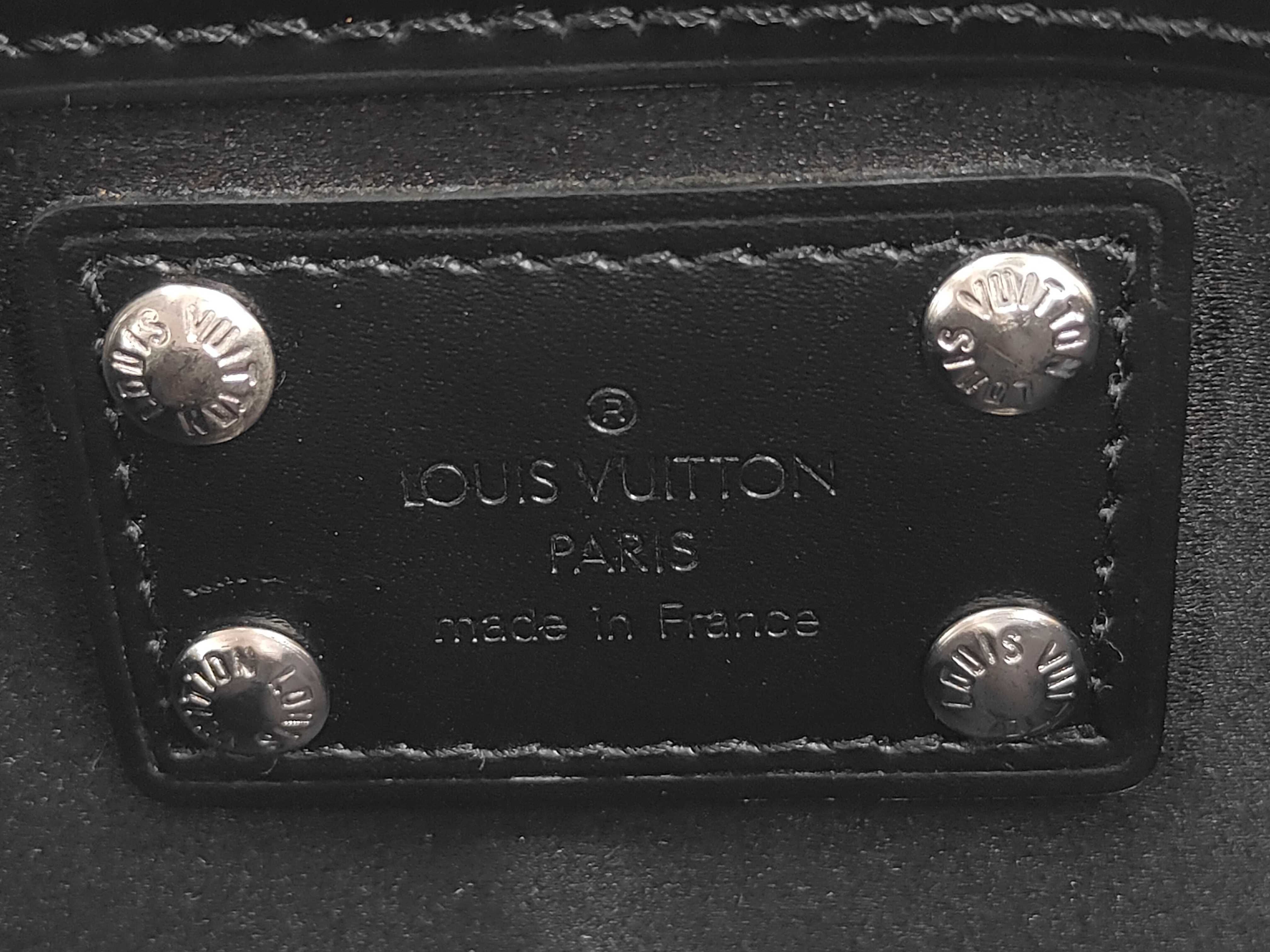 LV Monogram Pochette Conte de Fée M92275 TH0042 Shoulder Bag — view 8