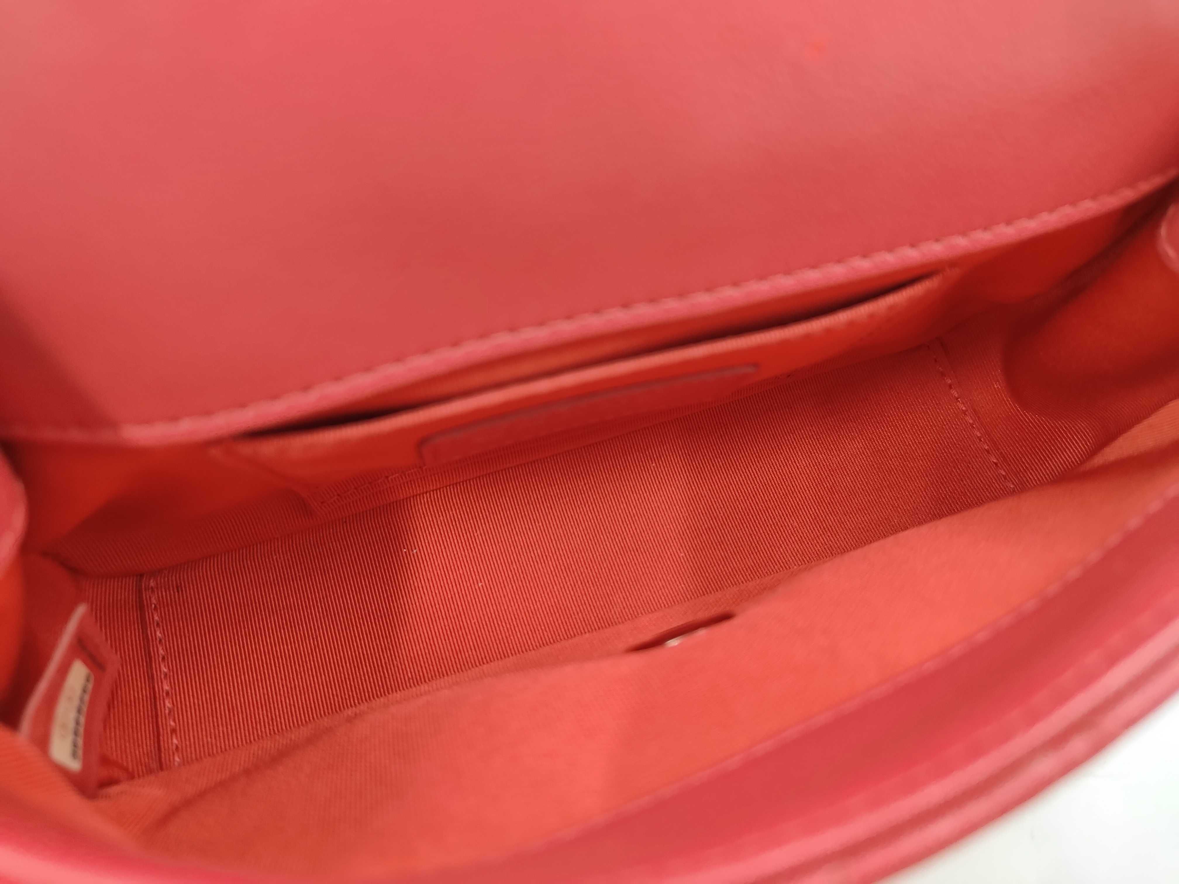 Matelassé Chain Shoulder Bag, Turnlock Closure, Red Shoulder Bag — view 9