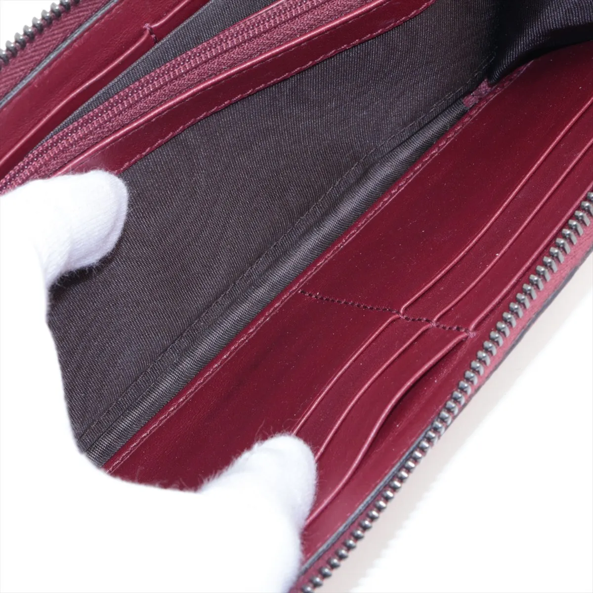 Guccisima 307987 Leather Round Zip Wallet Red — view 6