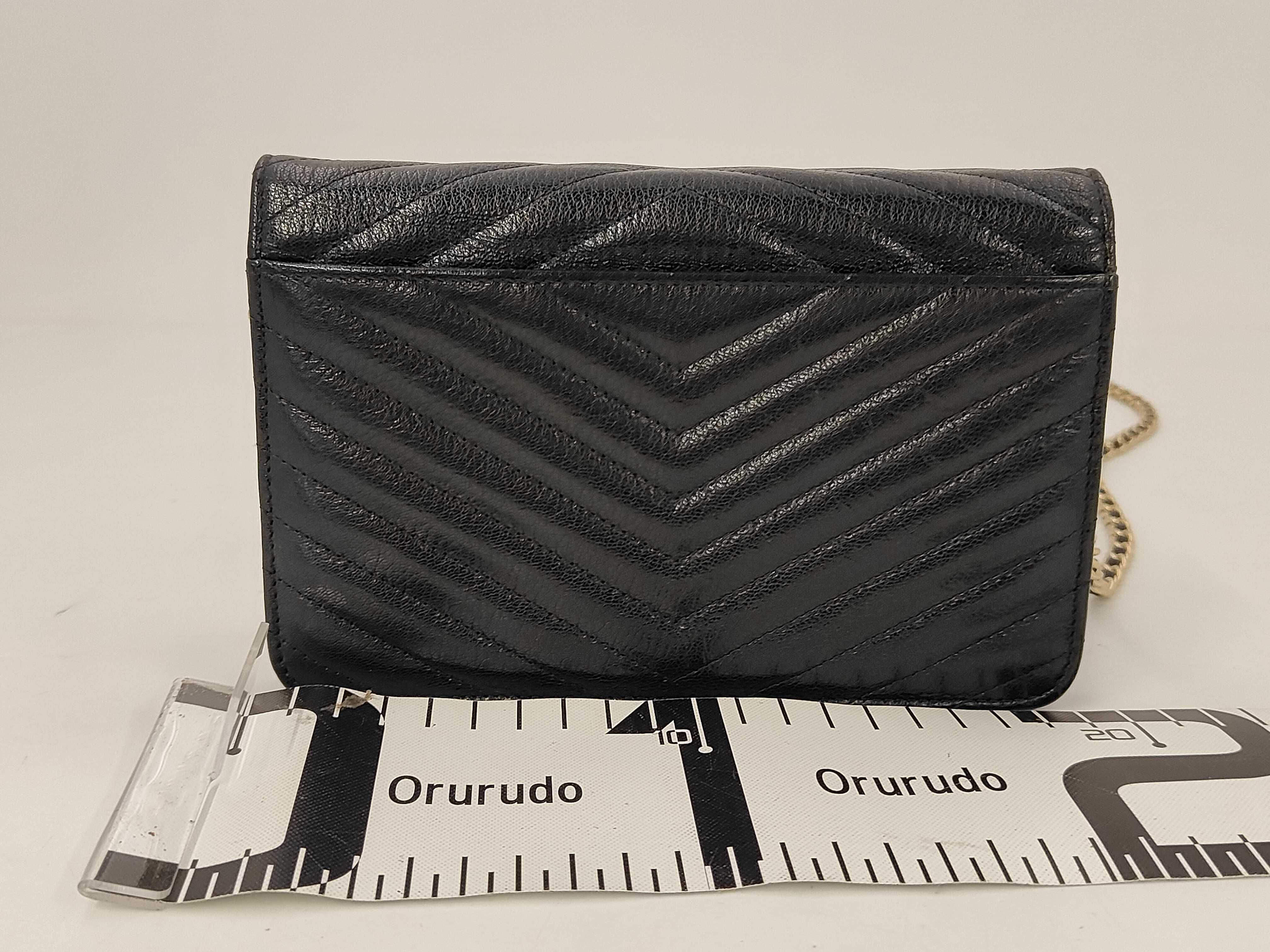 Chain Wallet, Series 27, V-stitch, Leather, Black, Gold Hardware, Shoulder Bag — view 2
