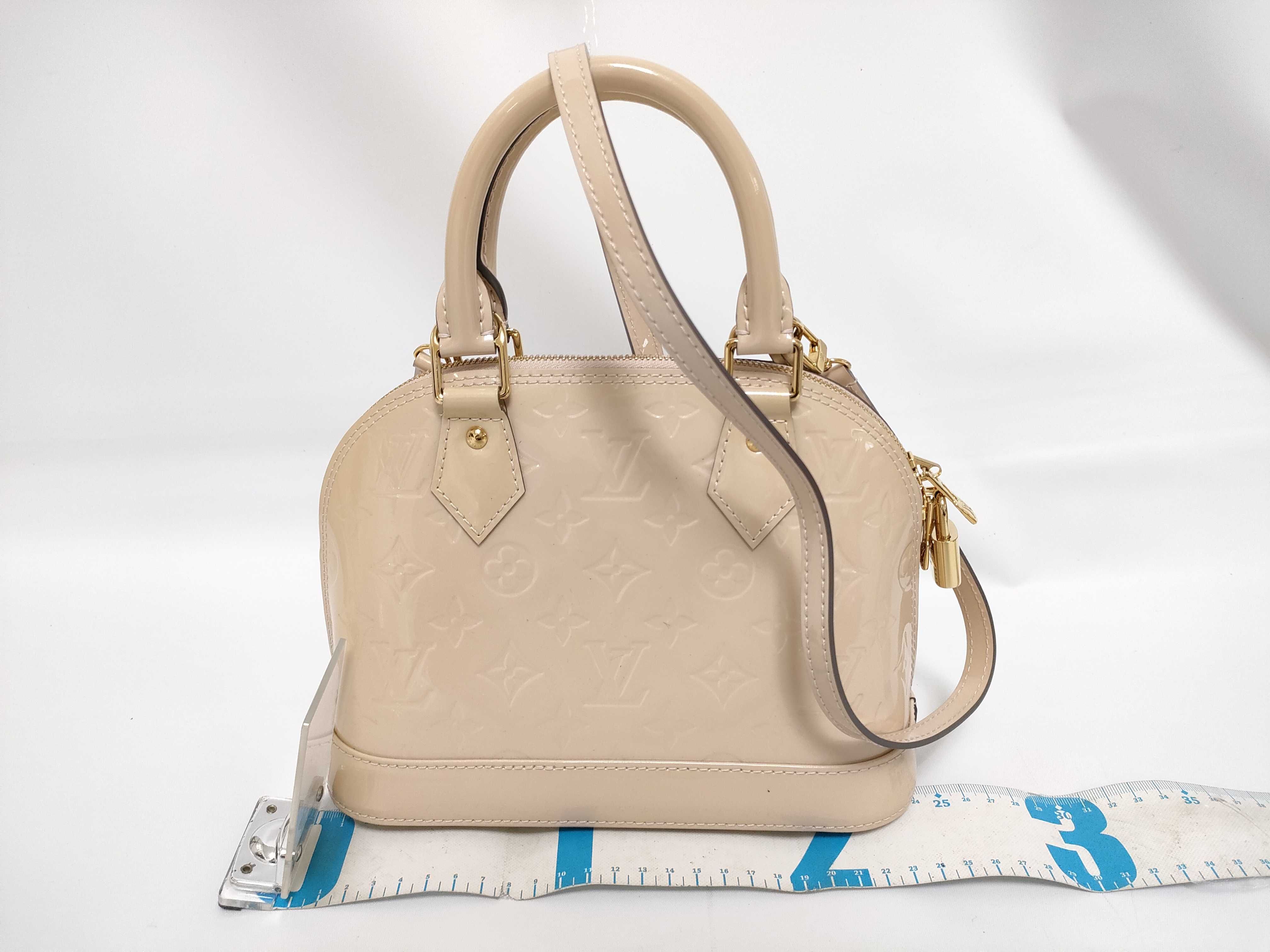 Vernis Louis Vuitton Monogram Vernis Alma BB Pink Handbag — view 2