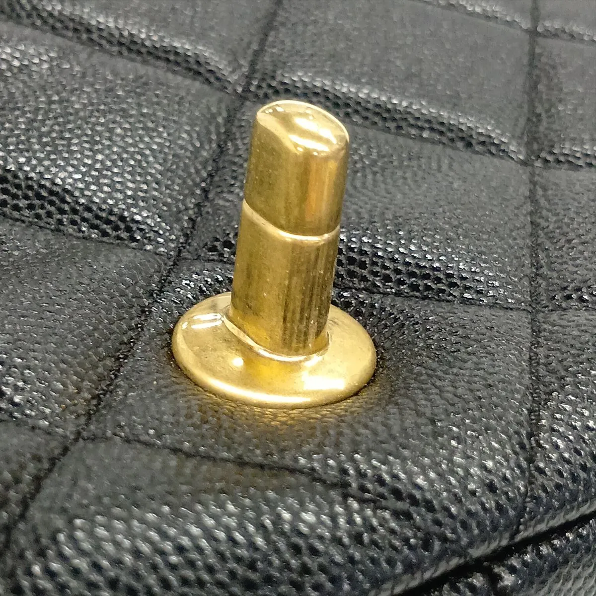 [Individually packaged] Chanel Matelassé Caviar Skin Chain Shoulder Bag Black GXC29HUJ Random Plate — view 10