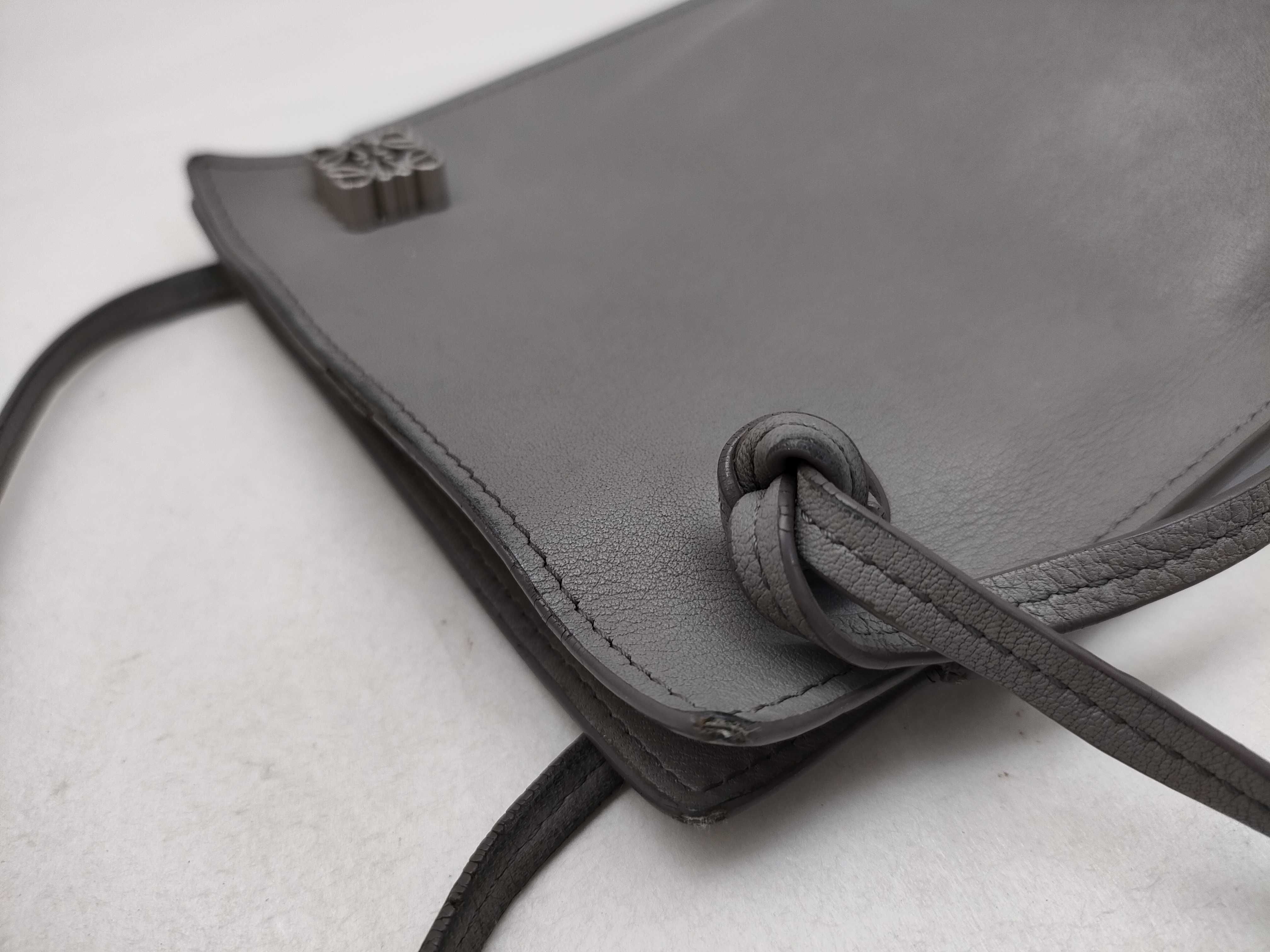 shoulder bag, dice pocket, anagram pattern, leather, gray. — view 5