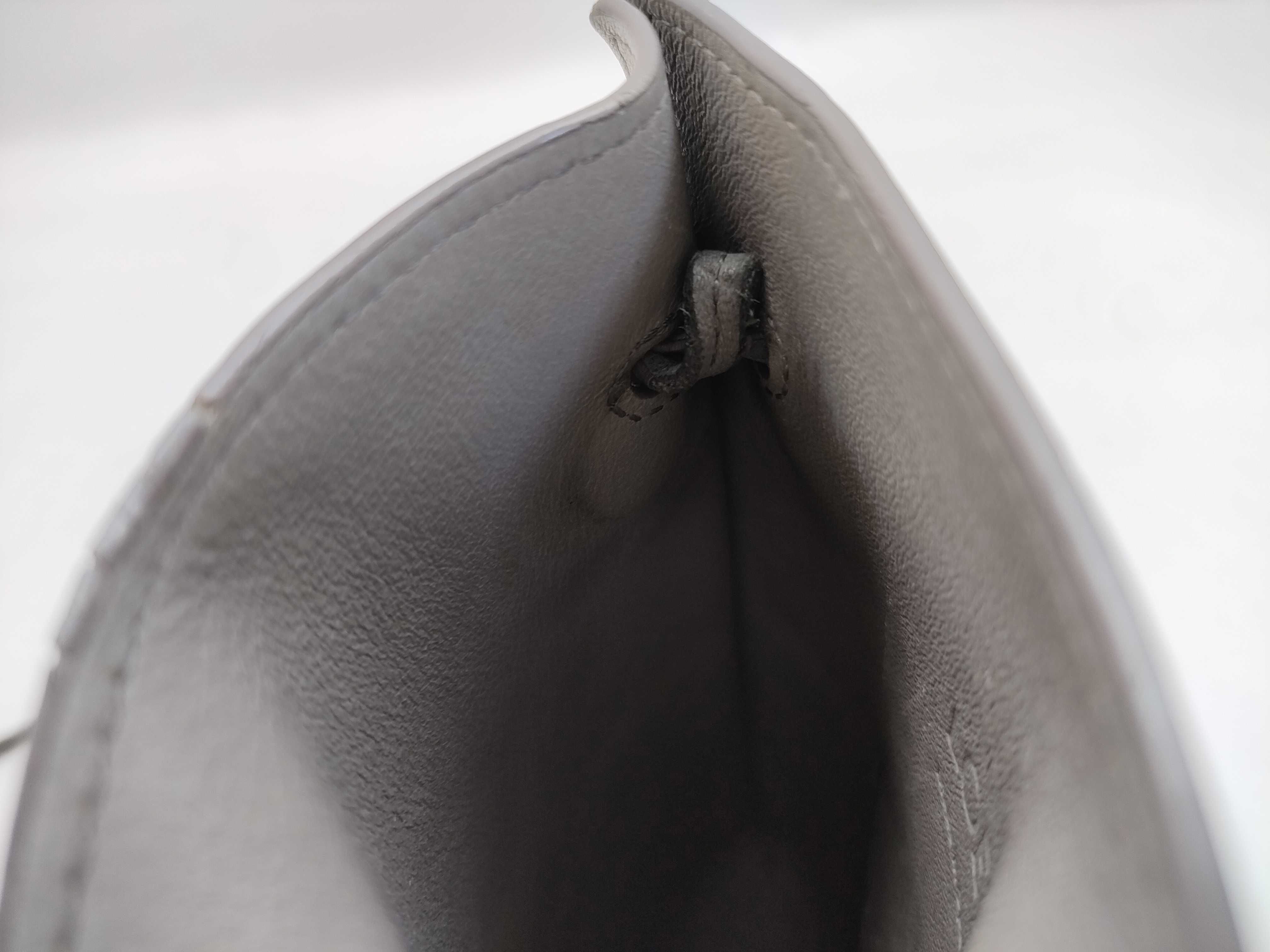 shoulder bag, dice pocket, anagram pattern, leather, gray. — view 10