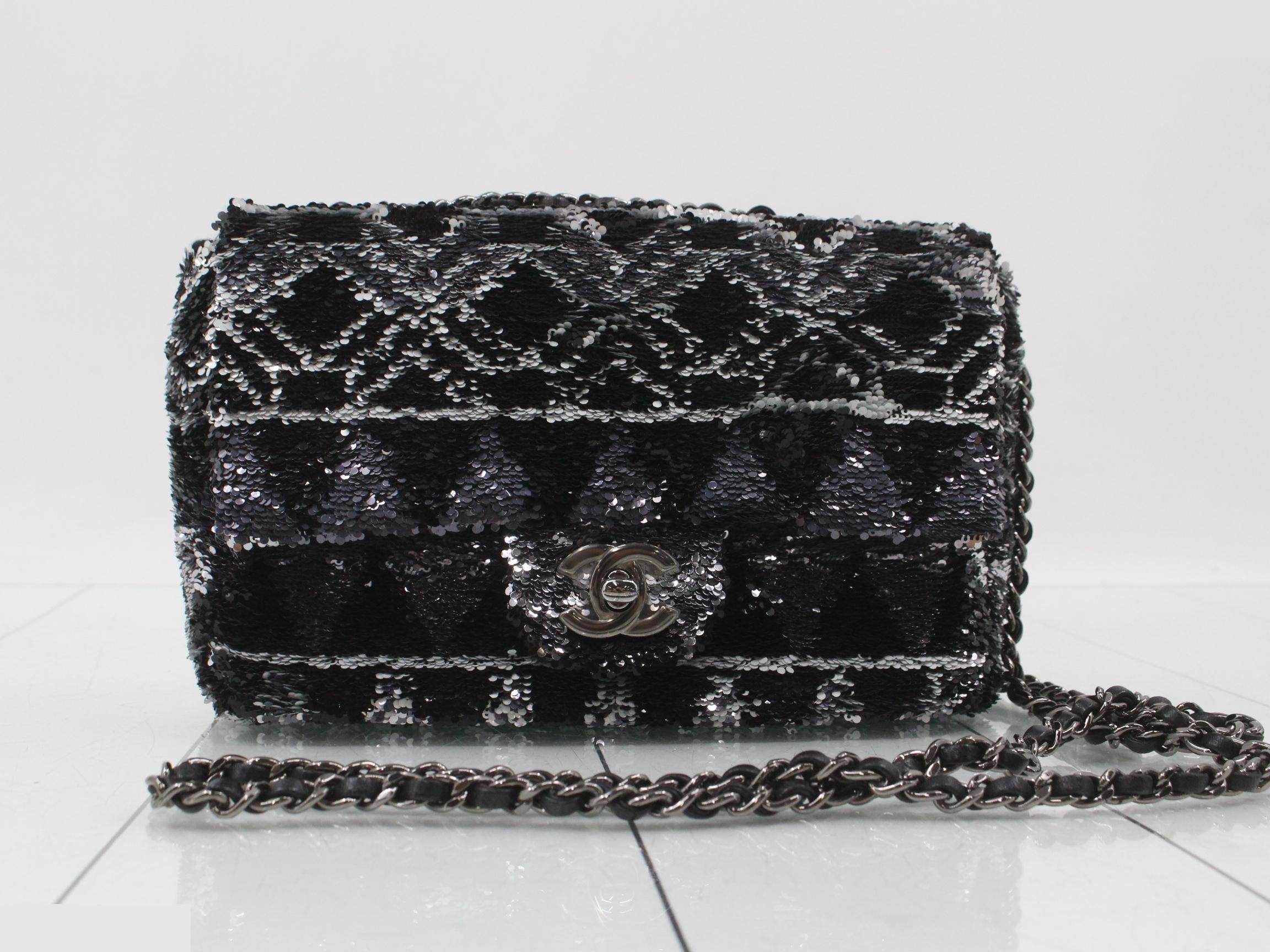 Sequined Mini Matelassé Chain Shoulder Bag