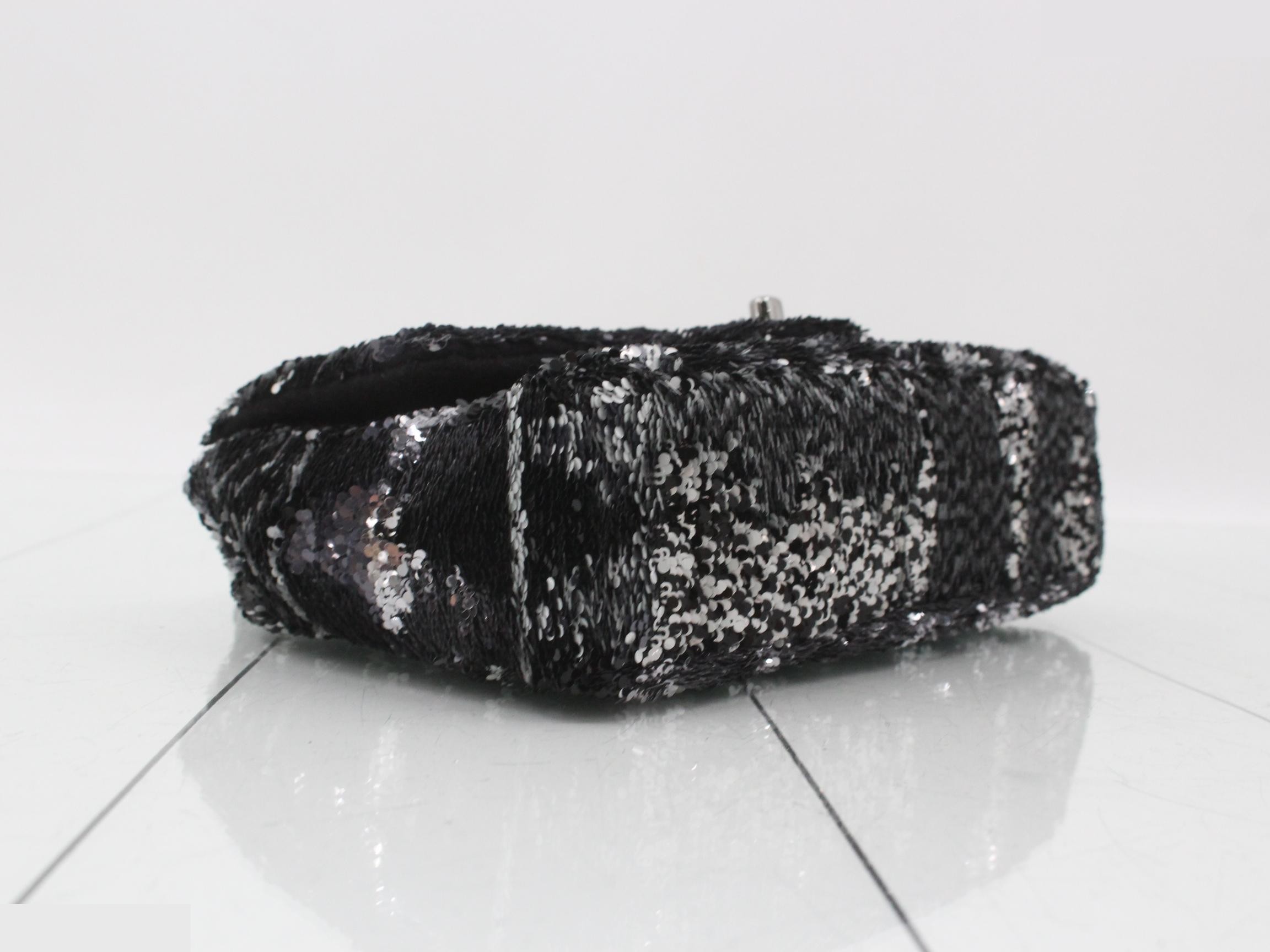 Sequined Mini Matelassé Chain Shoulder Bag — view 5