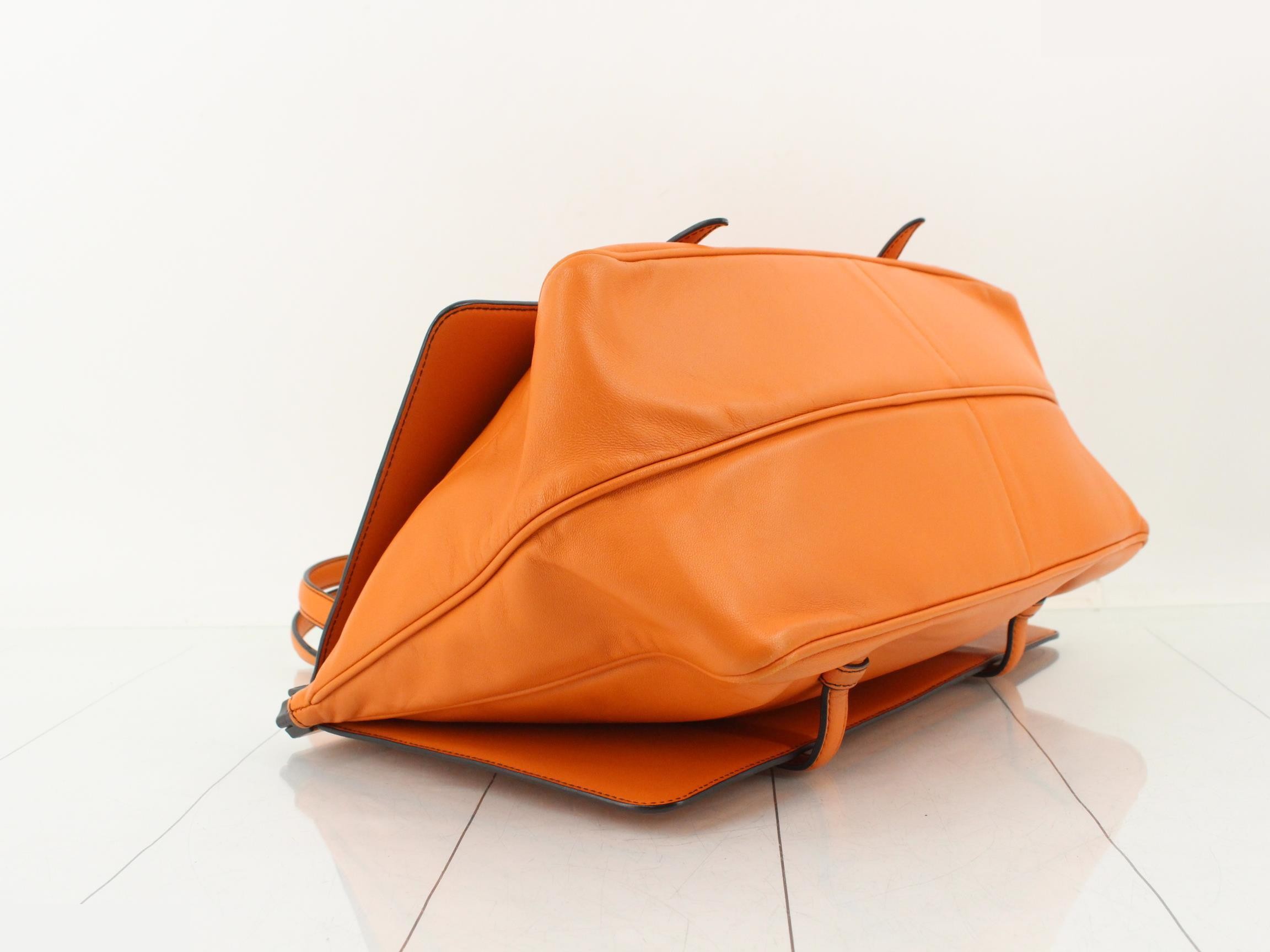 Intrecciato tote bag, leather, orange — view 5