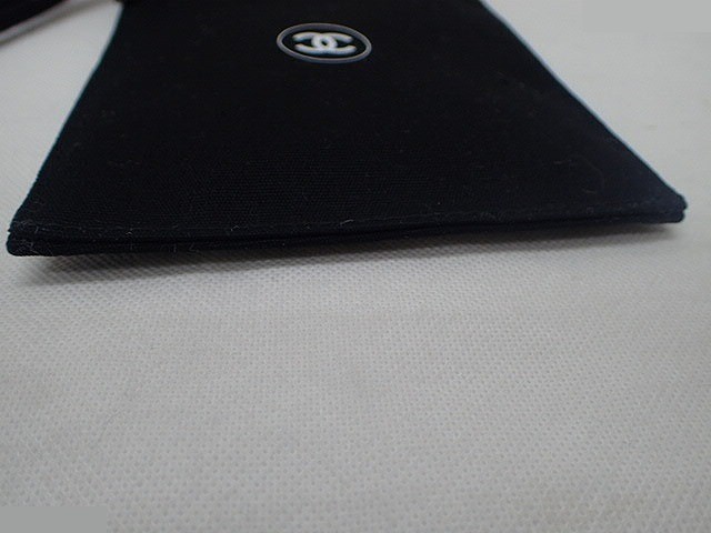 Passport case — view 3