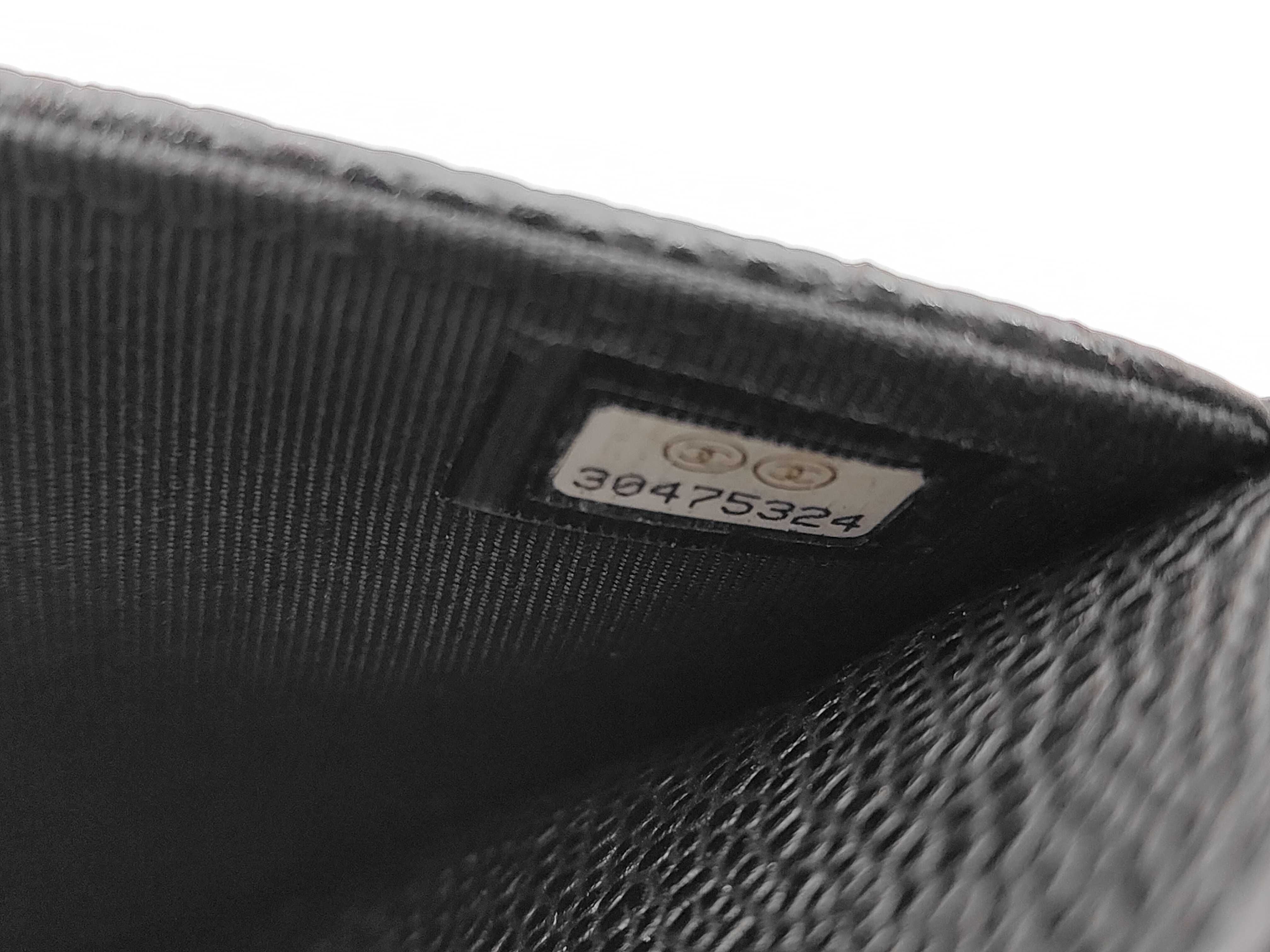 Chain Wallet Caviar Black GP Shoulder Bag — view 12
