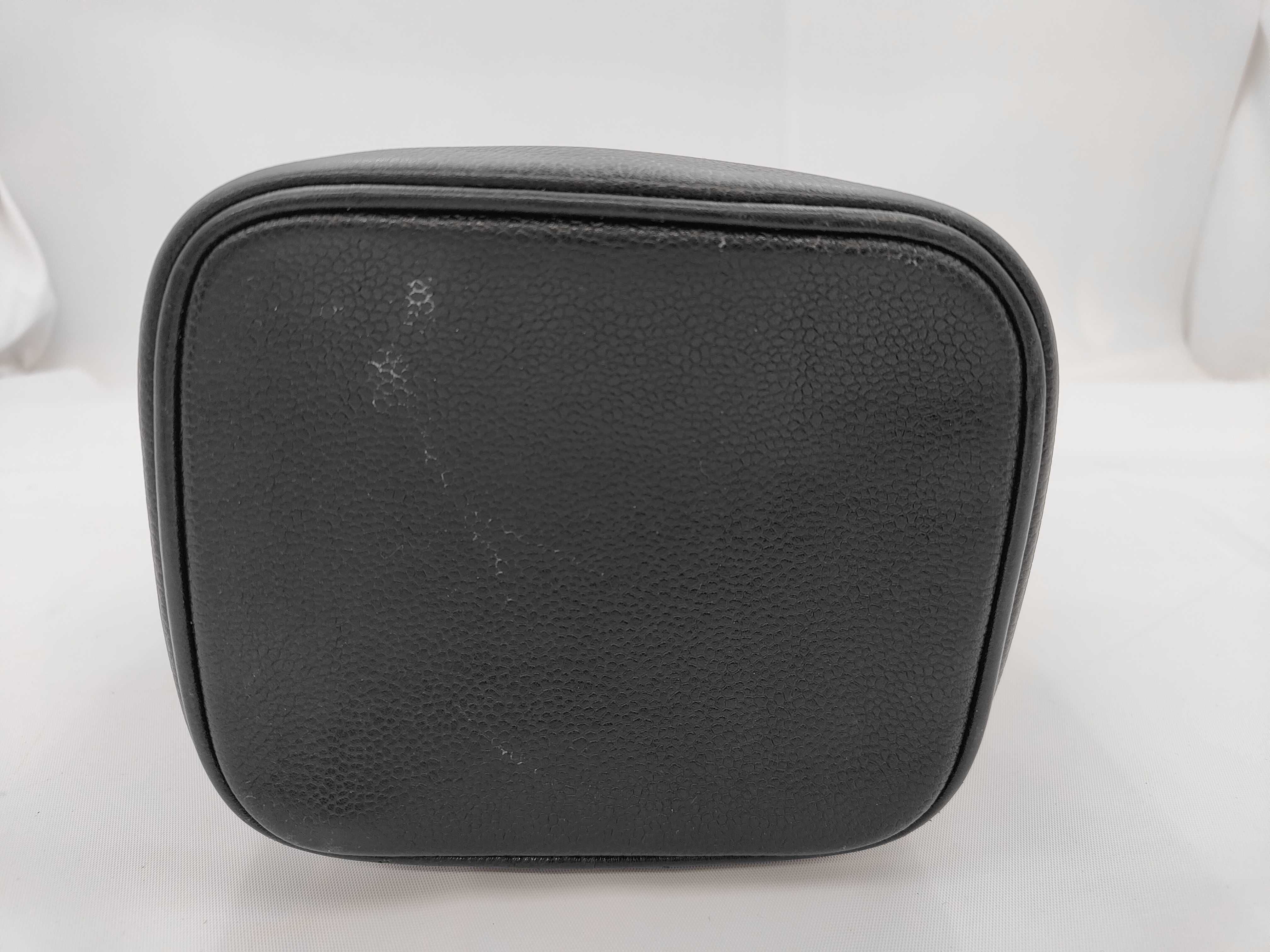 Vanity Bag, Caviar Leather, Series 4 — view 5