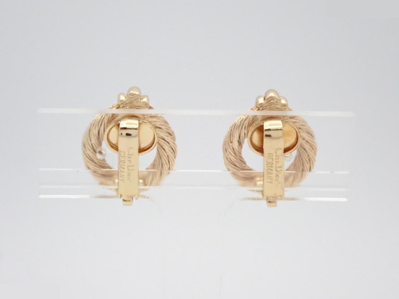 Other lines: Precious metals and earrings — view 2