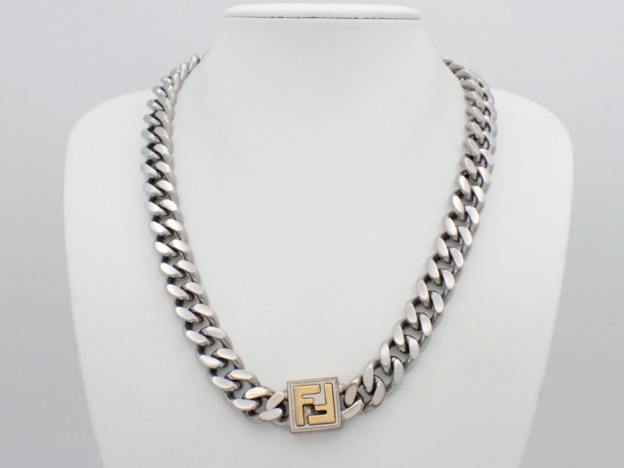 FF logo plate curb chain necklace, total length approximately 52cm — view 3