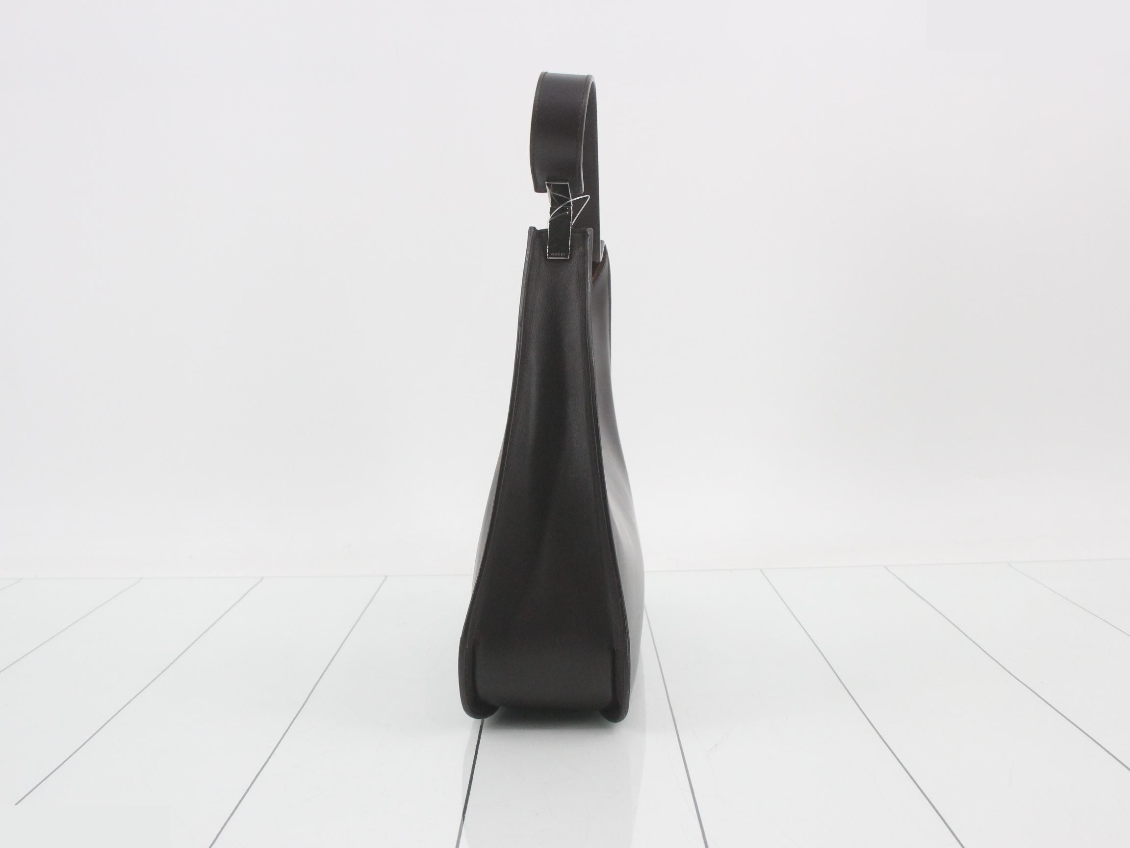 Leather one-shoulder bag — view 4