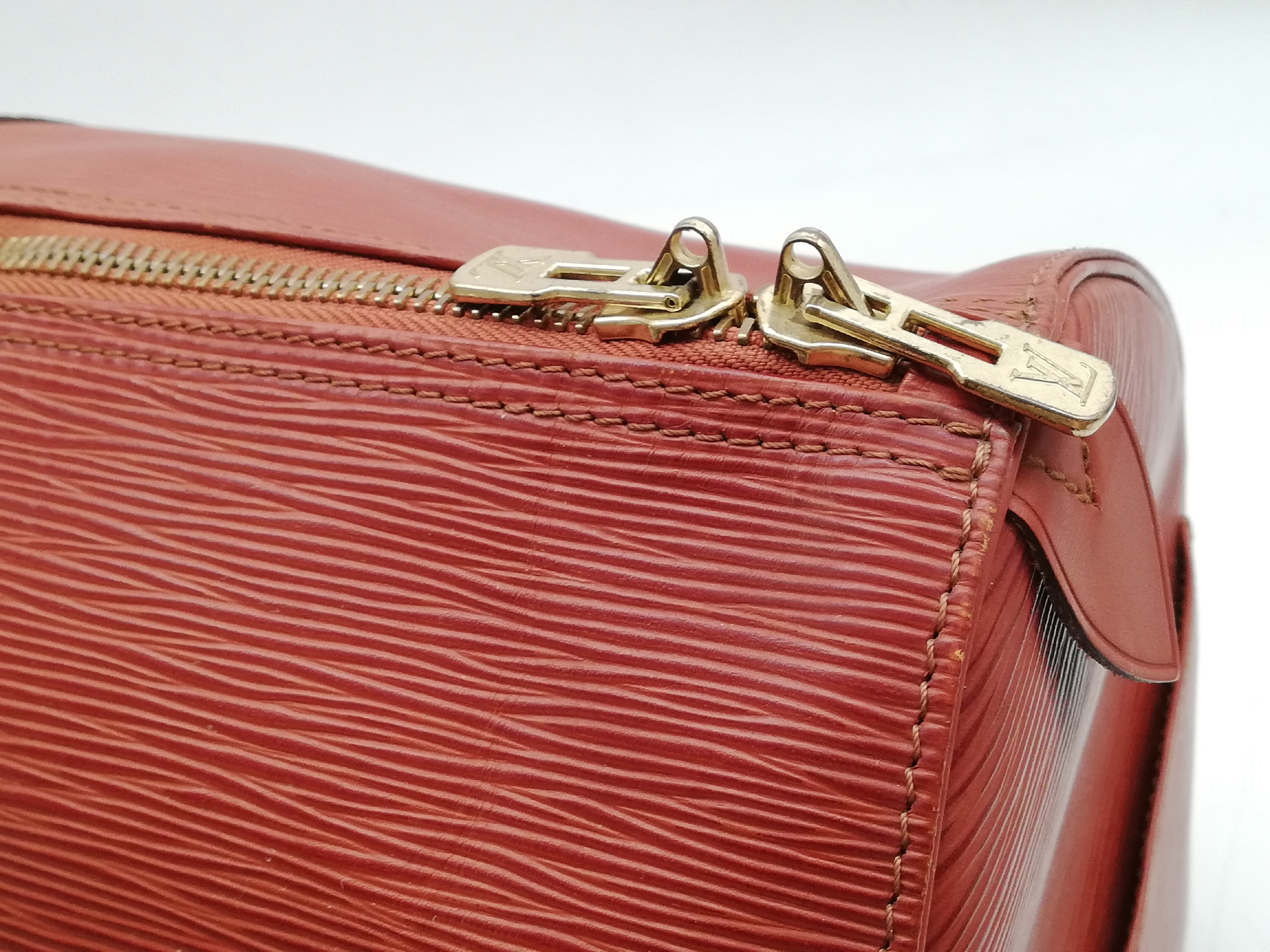 Epi Keepall 55 M42958 Boston Bag — view 9