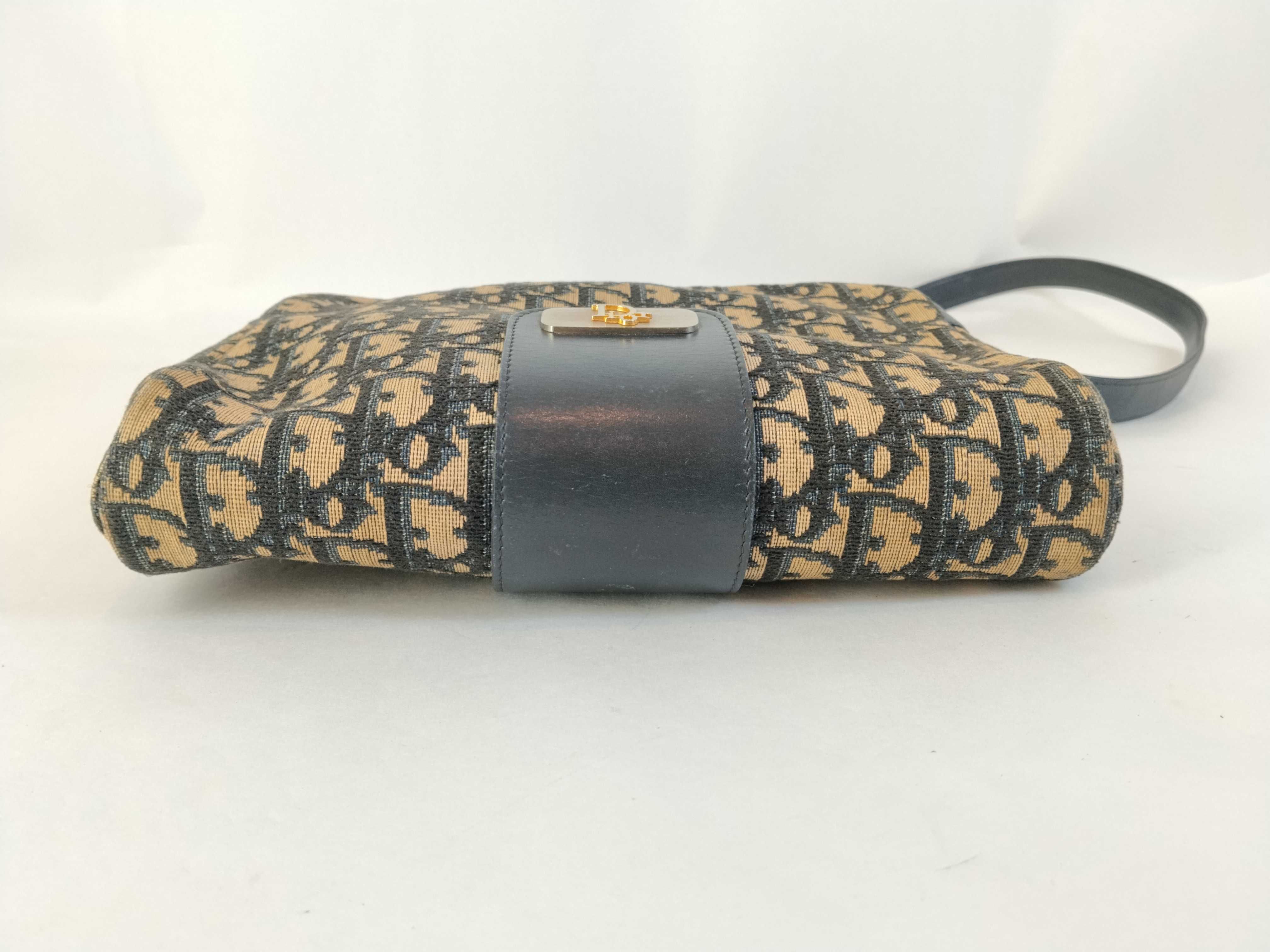 Trotter Shoulder Bag — view 7