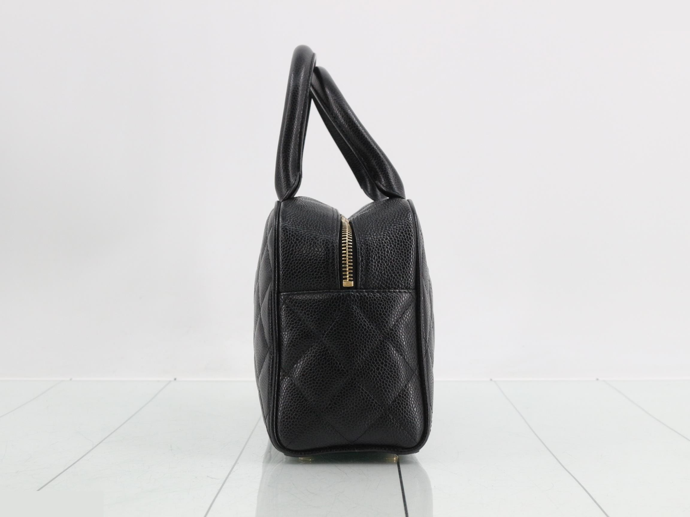 Matelassé Classic Mini Bowling Bag, Caviar Leather, Black, Size 8, W27cm — view 3