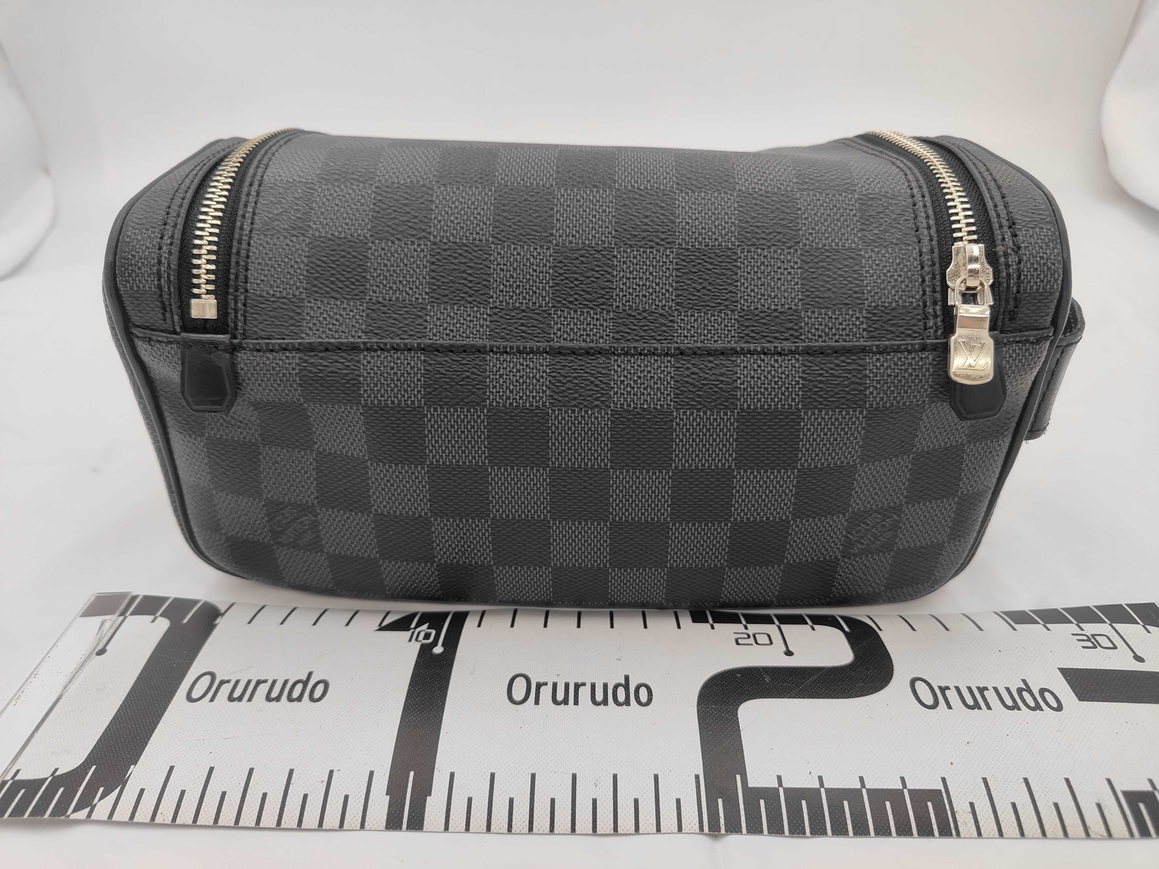 Damier Graphite Toiletry Pouch Black Bag — view 2