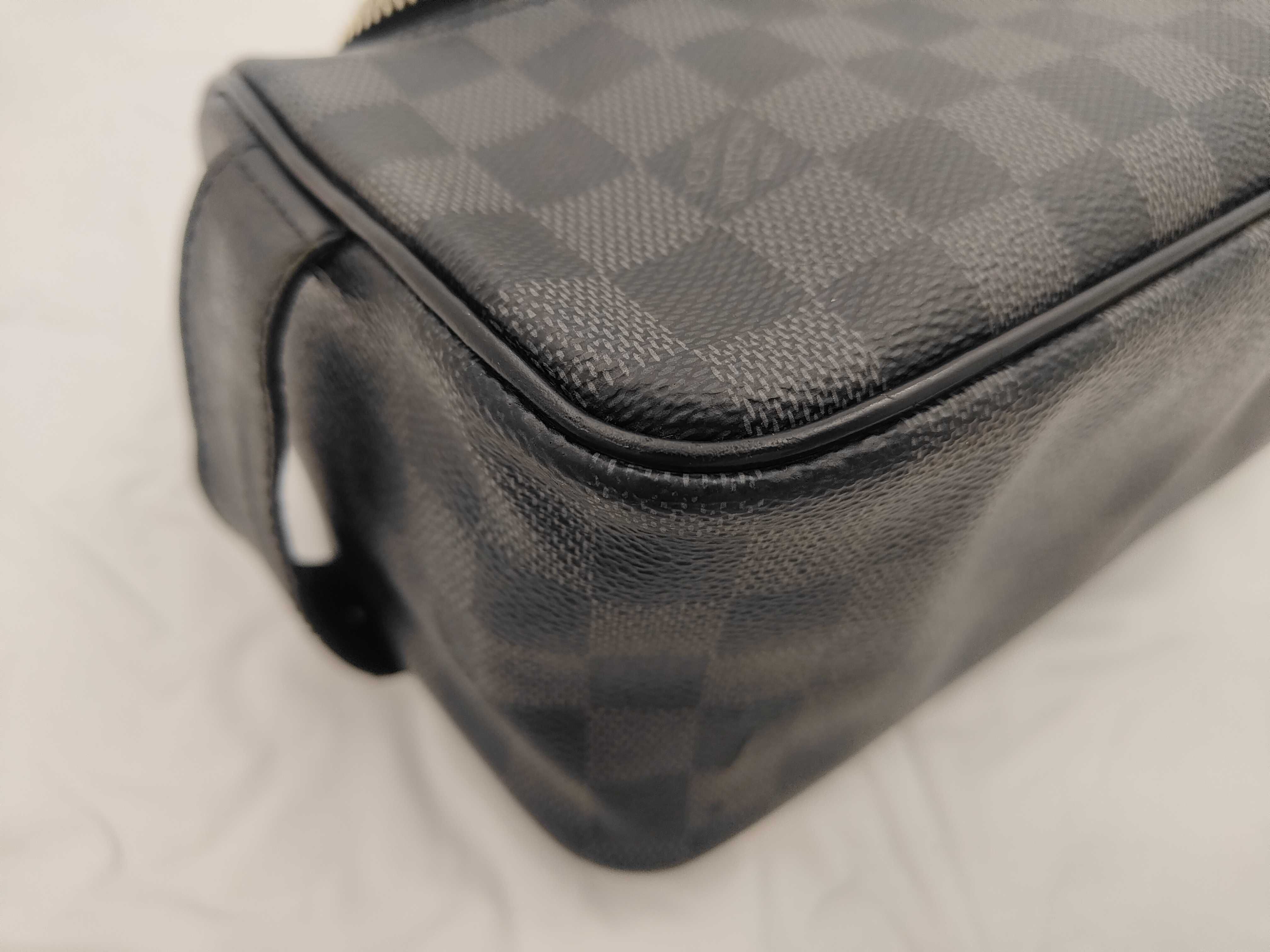 Damier Graphite Toiletry Pouch Black Bag — view 3