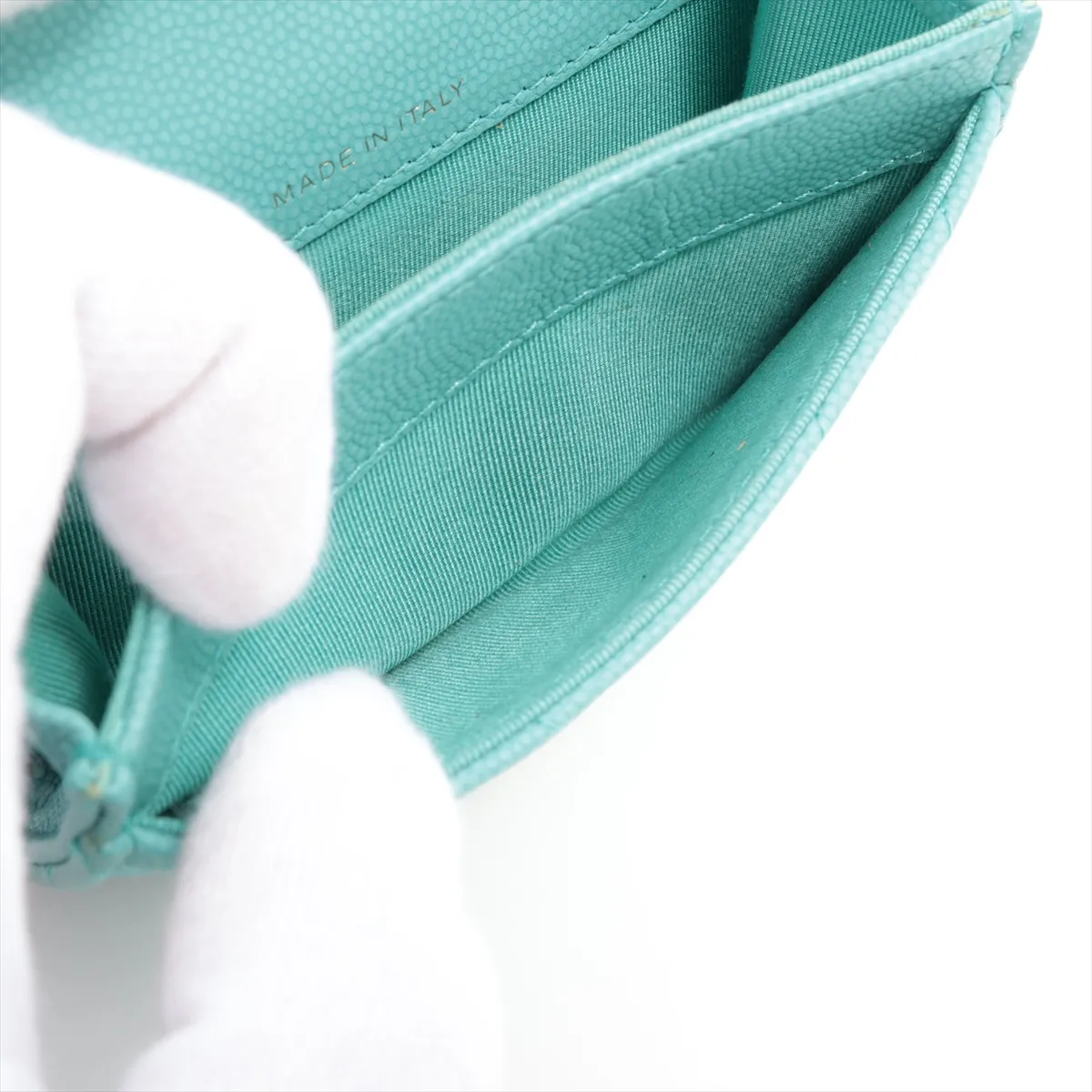 Matelassé Caviar Skin Card Case, Green with Gold Hardware, 27749179 — view 5