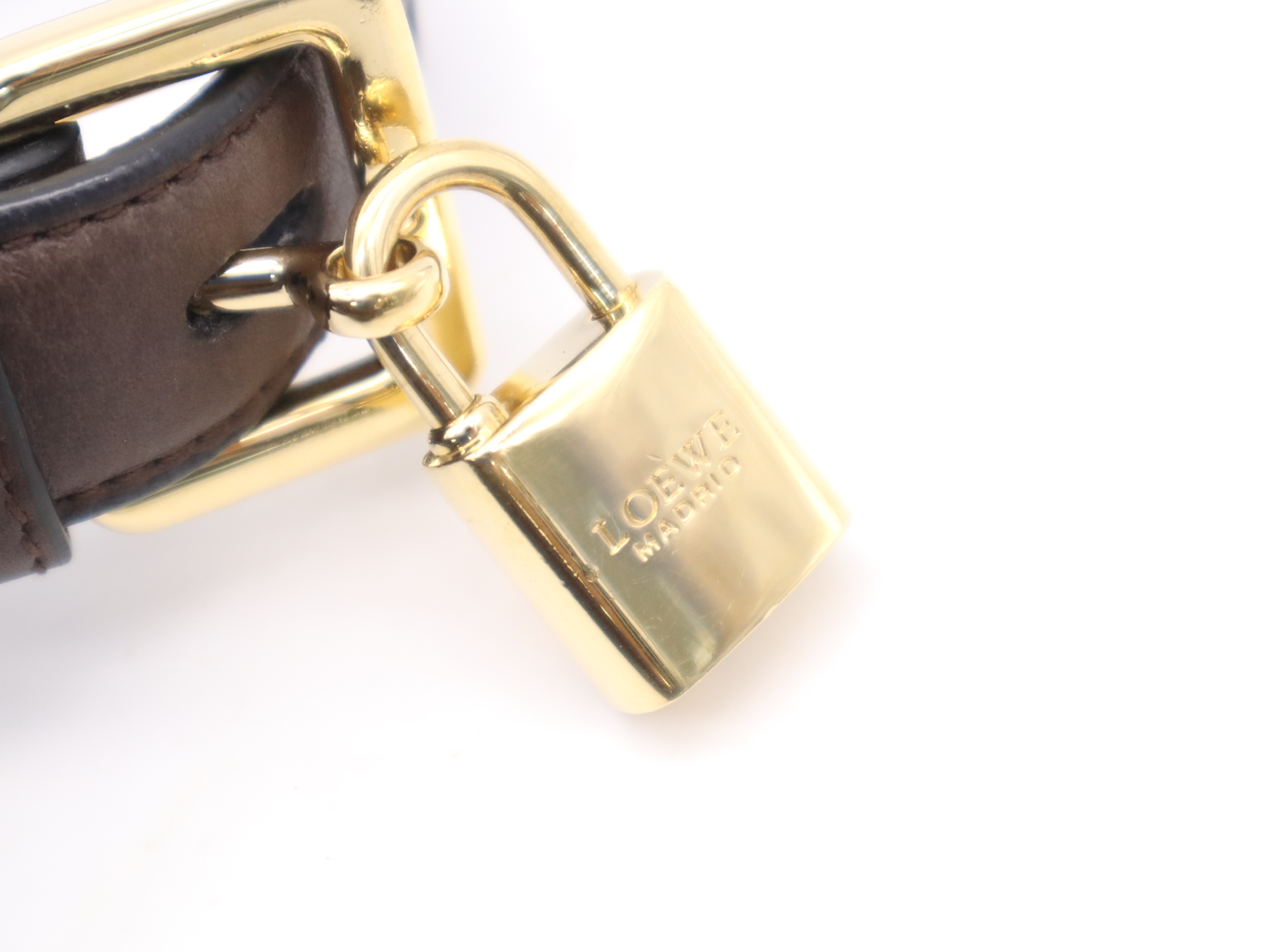 Leather Heritage Shoulder Bag, Brown, Gold Hardware, with Padlock, 2 Keys, and Clochette. — view 14