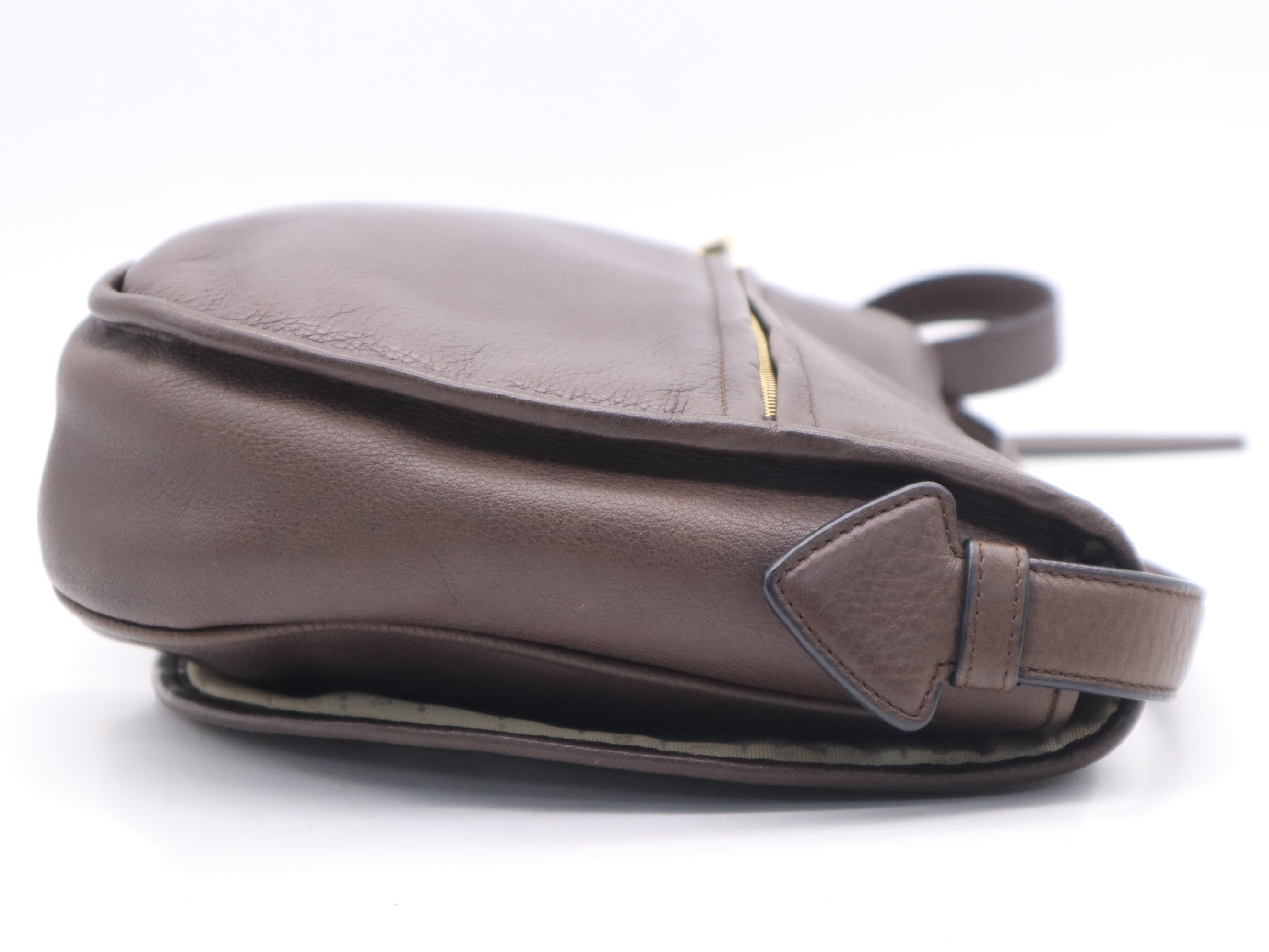 Leather Heritage Shoulder Bag, Brown, Gold Hardware, with Padlock, 2 Keys, and Clochette. — view 5