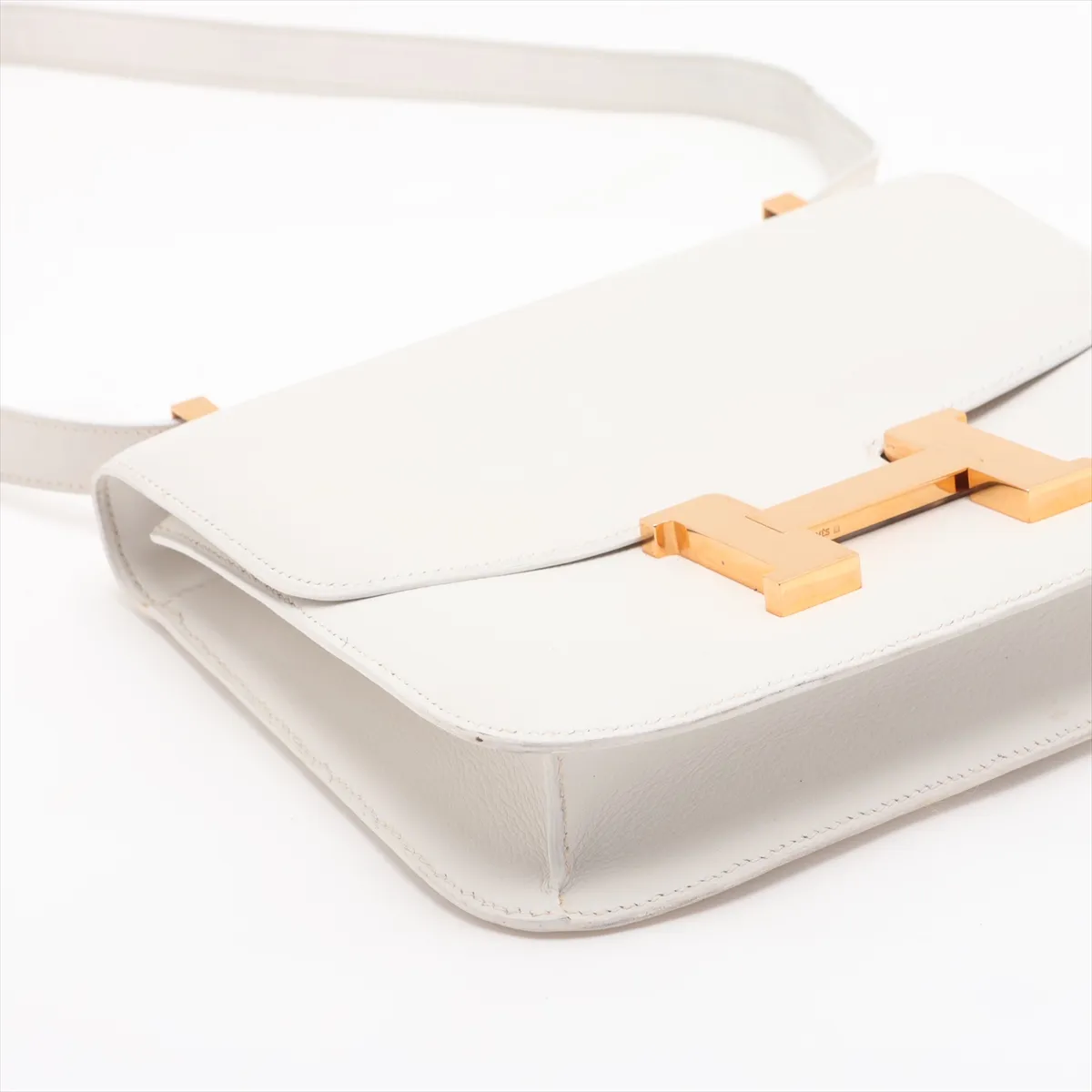 Constance 24 Miroir Veau Gulliver White Gold Hardware S: 1989 — view 4