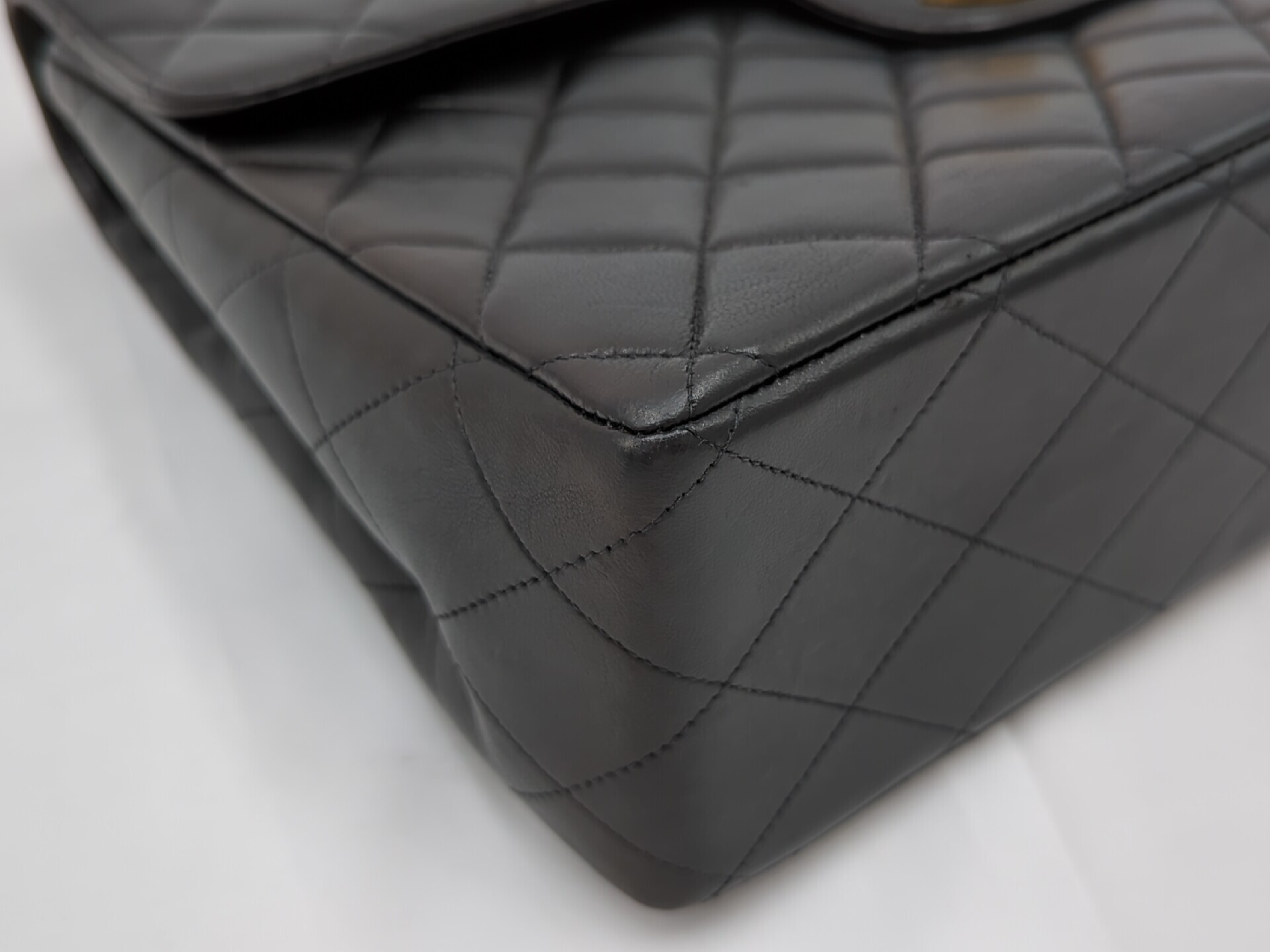 Lambskin Large Matelassé 30 Black with Gold Hardware, Series 4 Shoulder Bag — view 3