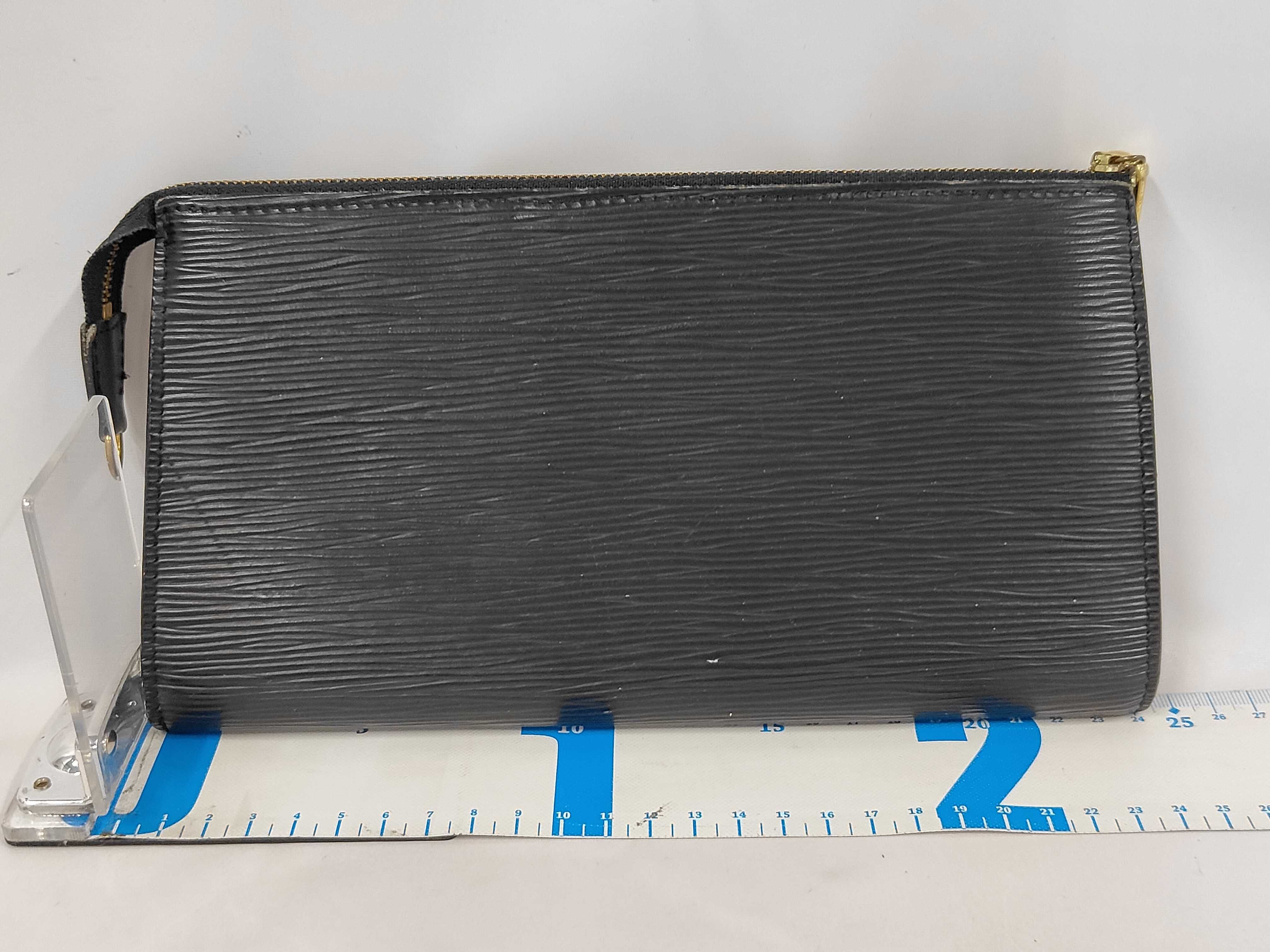 Epi Accessoires Pouch — view 2