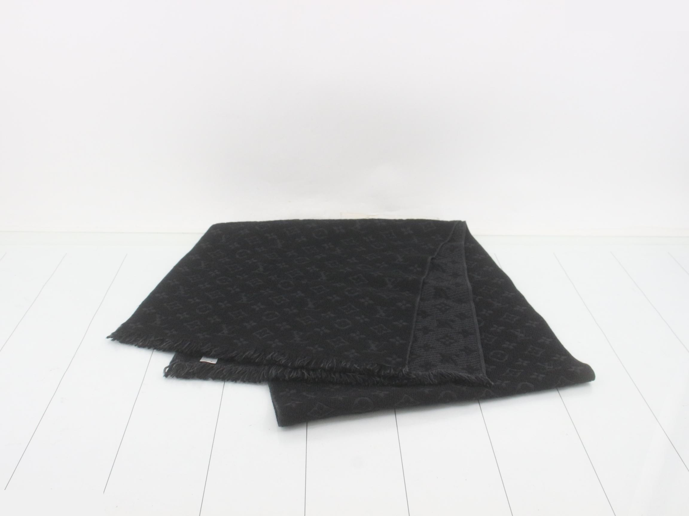 Monogram Scarf, Classic, M70520 — view 2