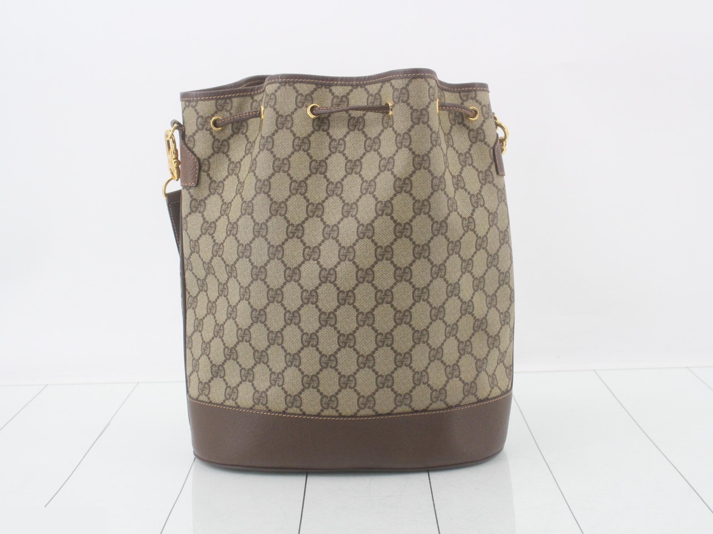 GG Supreme Shoulder Bag — view 2