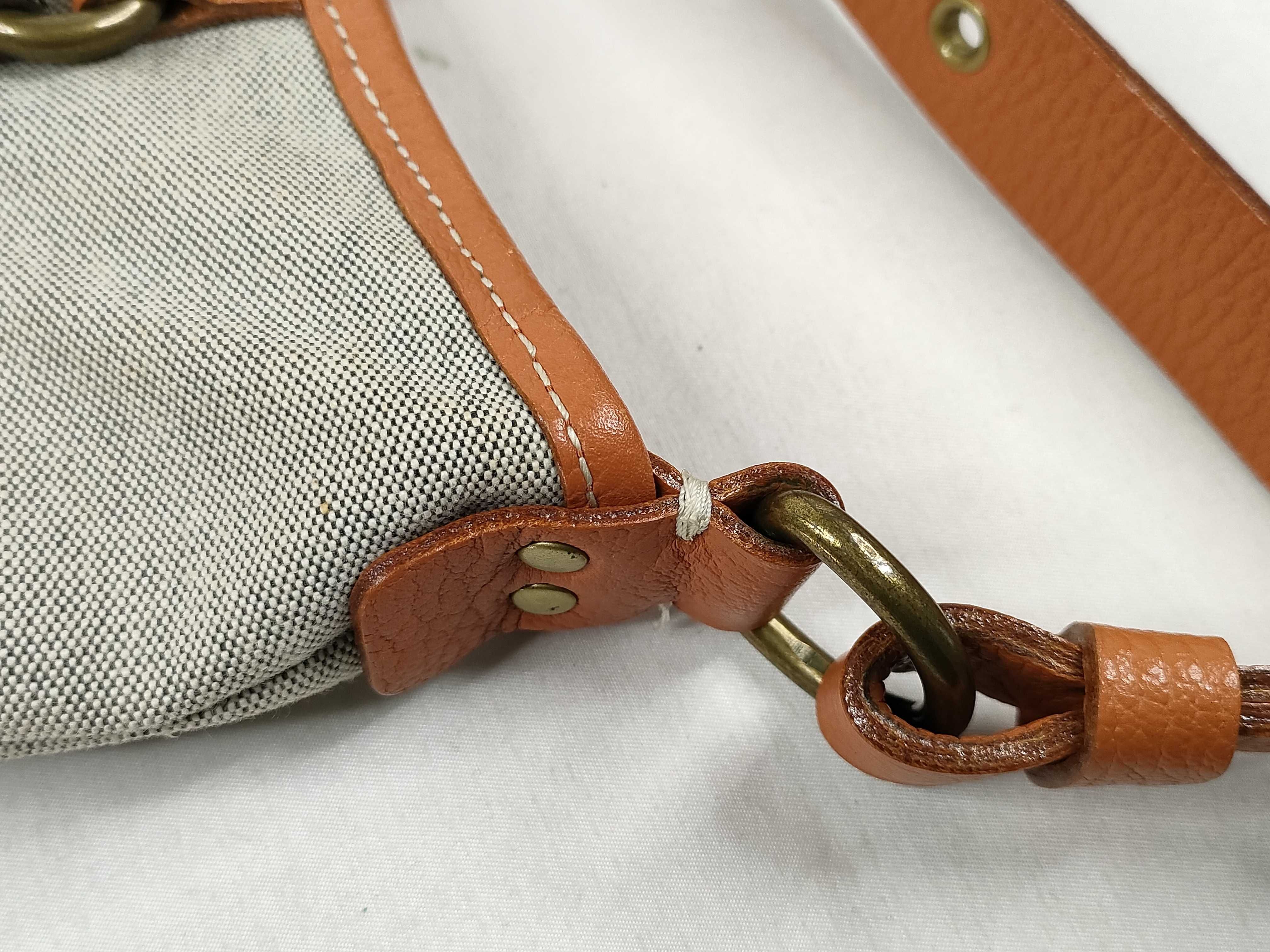 Blue Label Burberry Blue Label Horse Logo Shoulder Bag — view 5