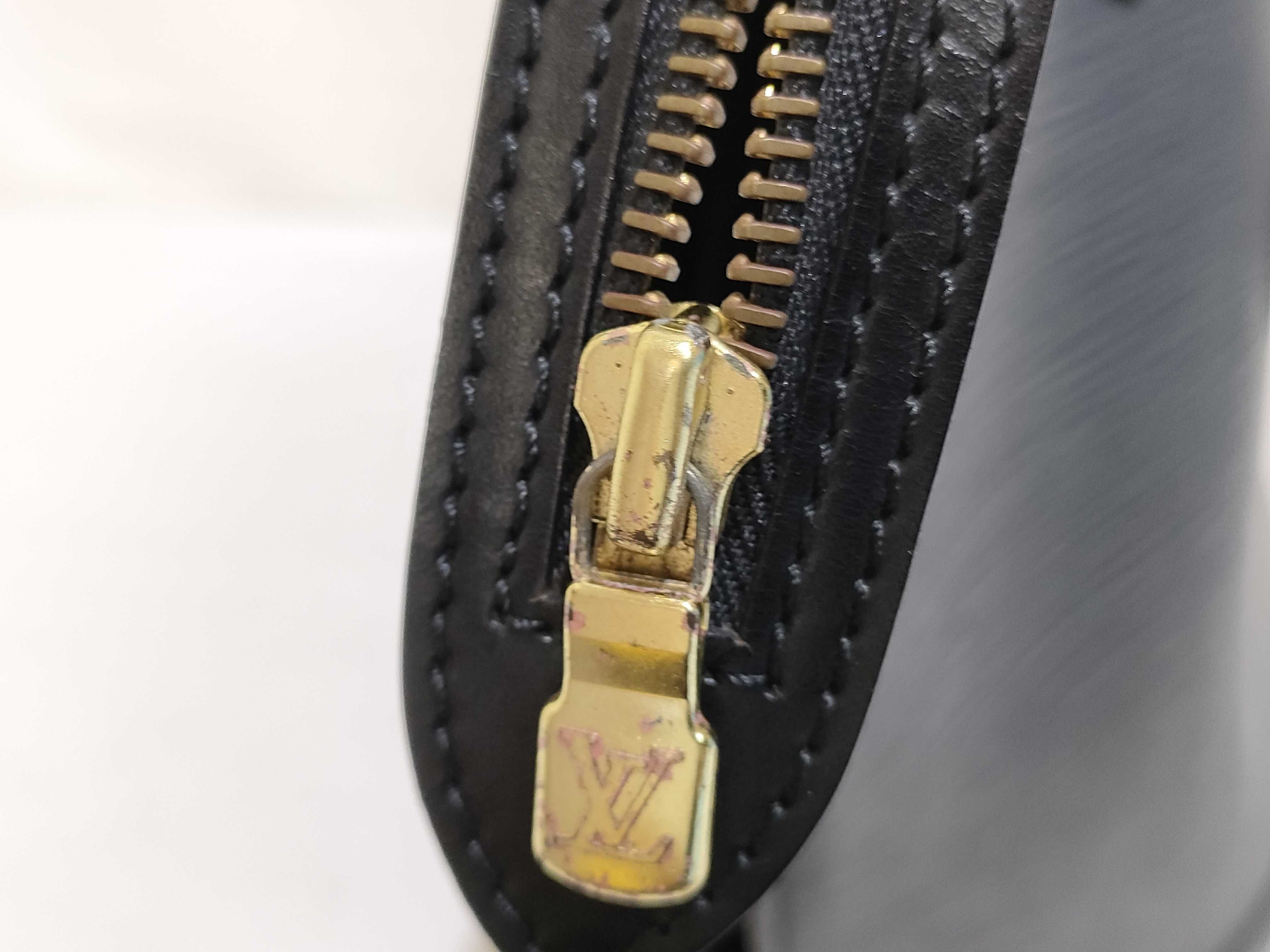 Epi LV Epi M52262 Saint Jacques Shopping Tote Bag — view 13