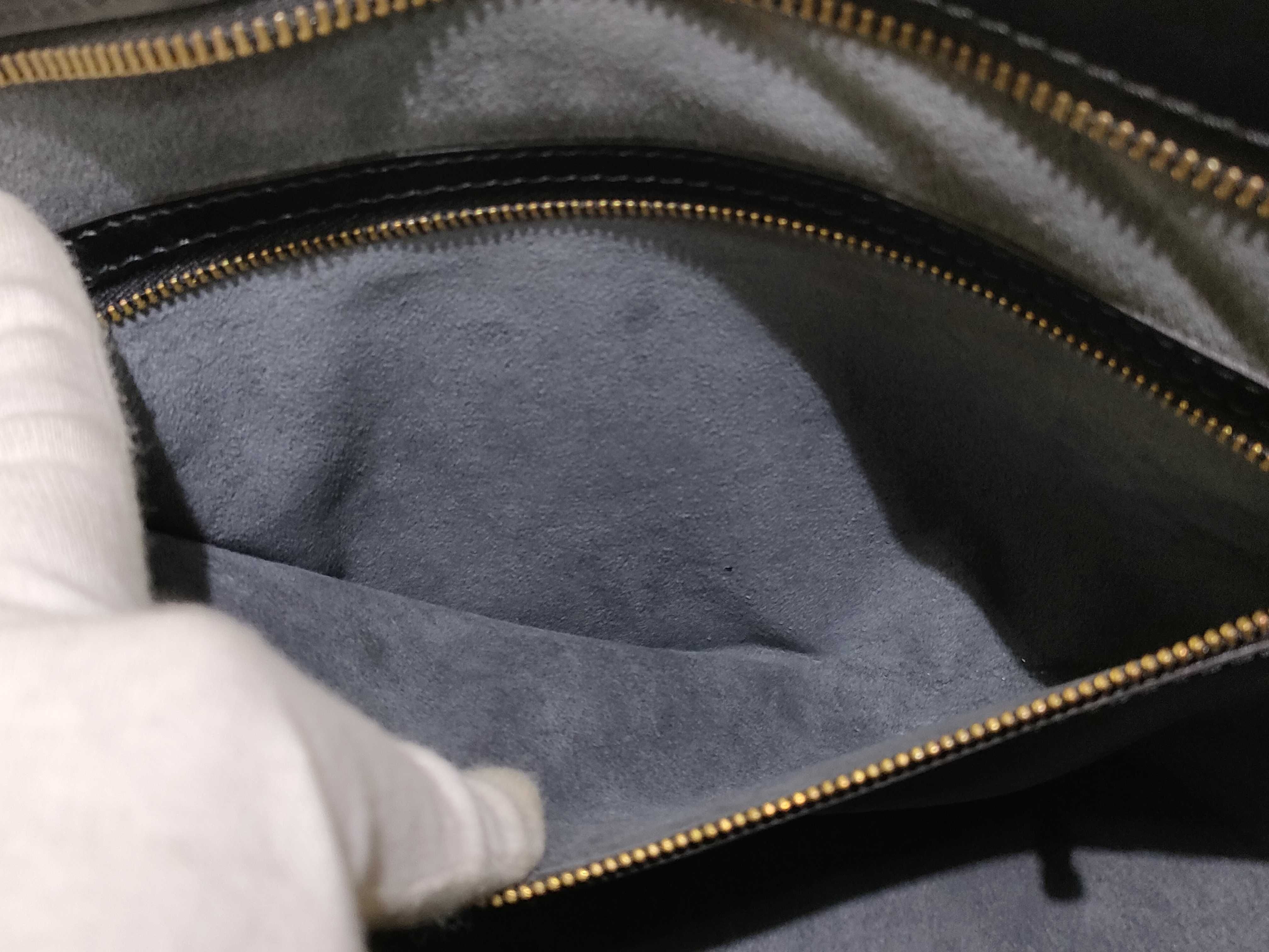 Epi LV Epi M52262 Saint Jacques Shopping Tote Bag — view 10