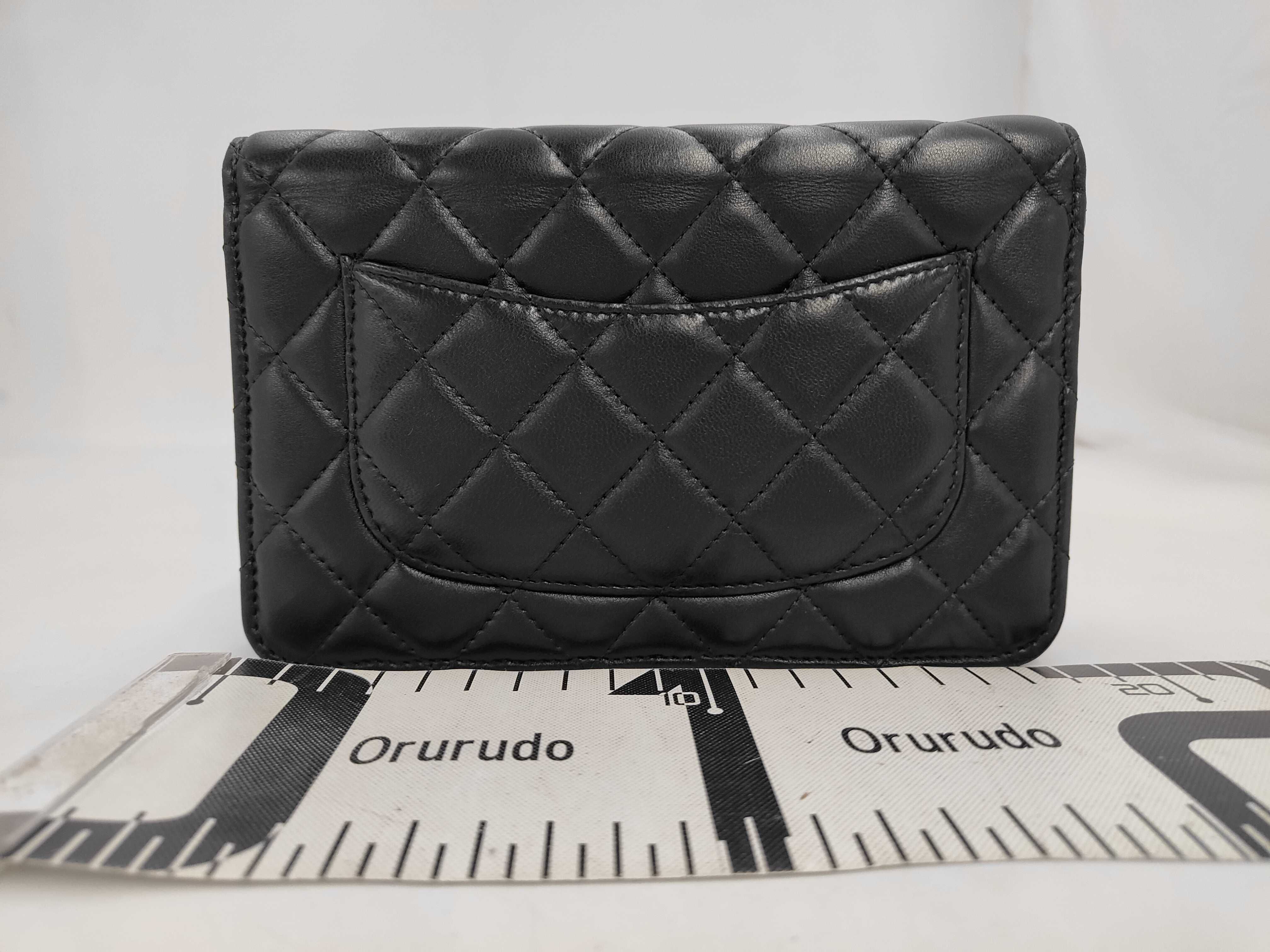 Matelassé Chain Wallet Shoulder Bag — view 2