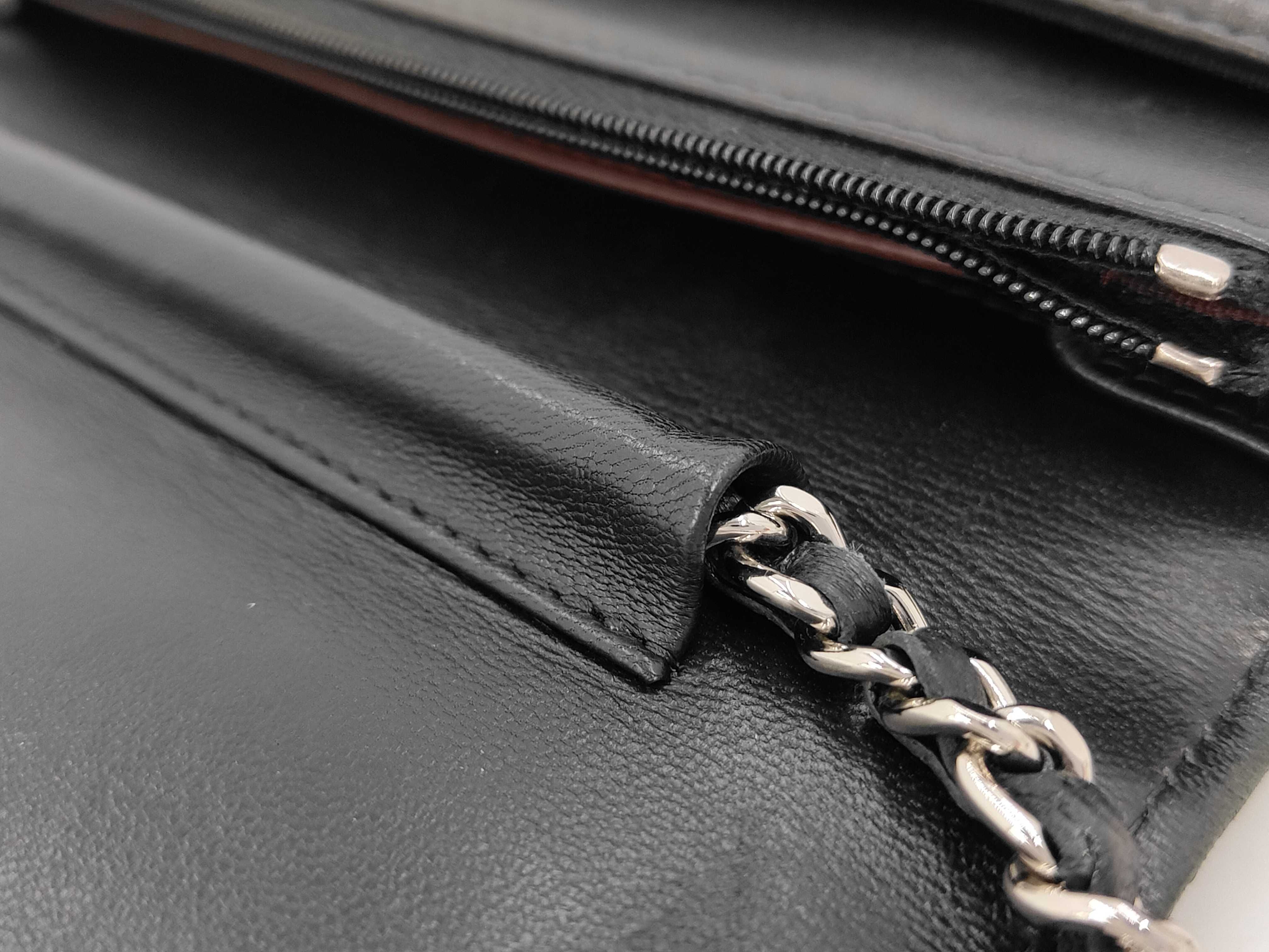 Matelassé Chain Wallet Shoulder Bag — view 10